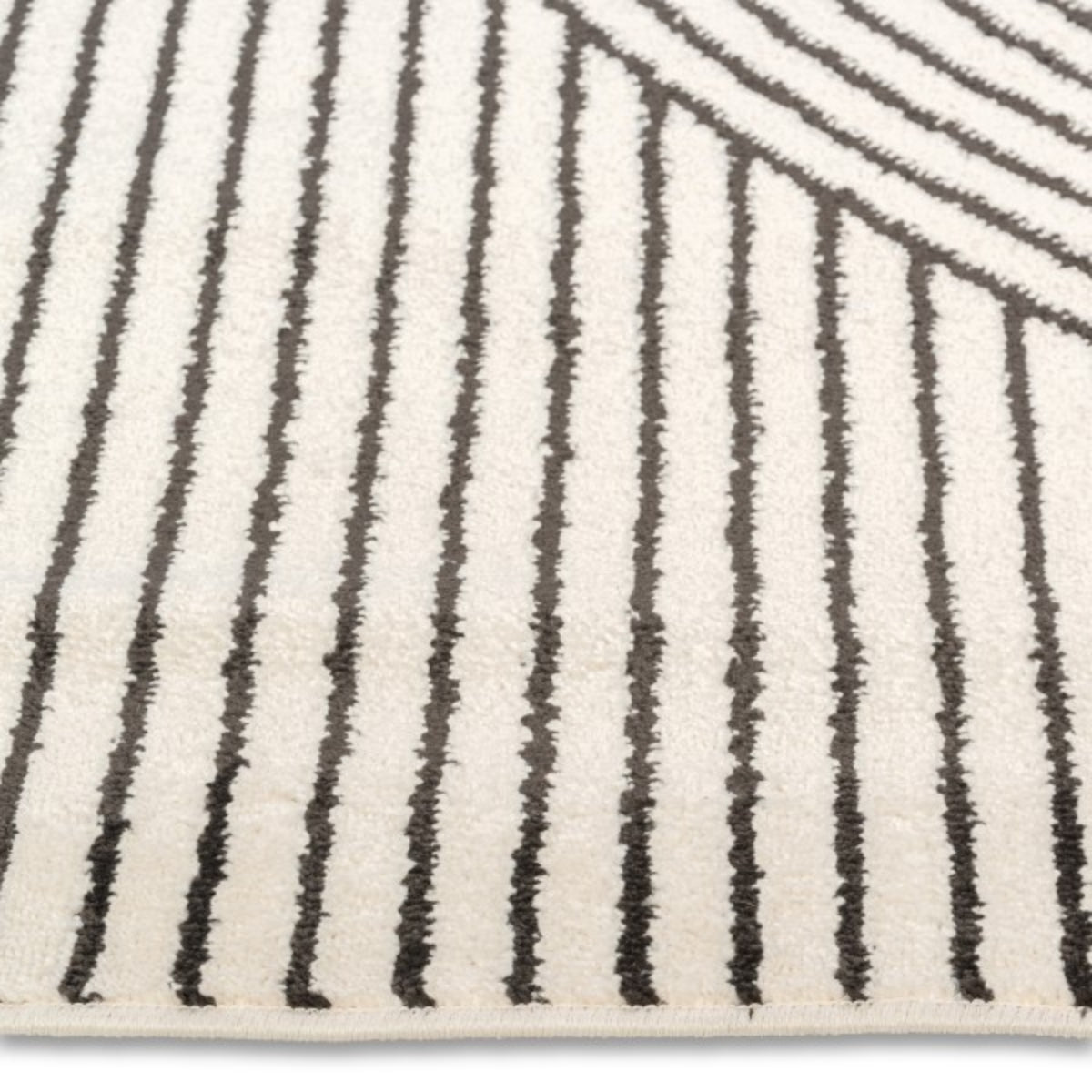 Urbane Polyester Powerloomed Rug.
