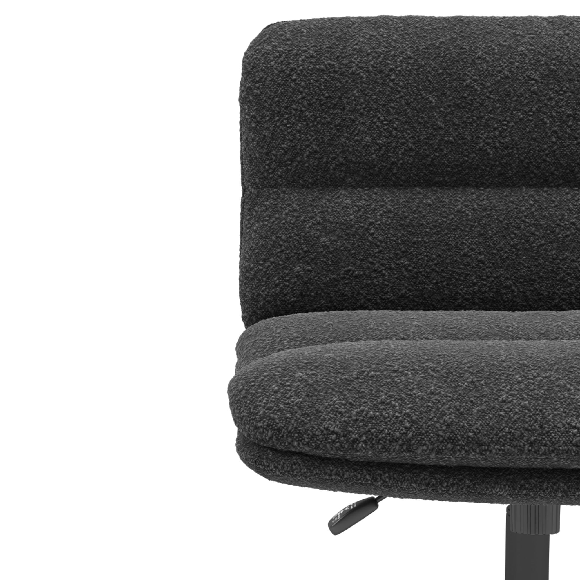 Office Chair in Black 10022 | CastleUp Experience Centre Online Furniture