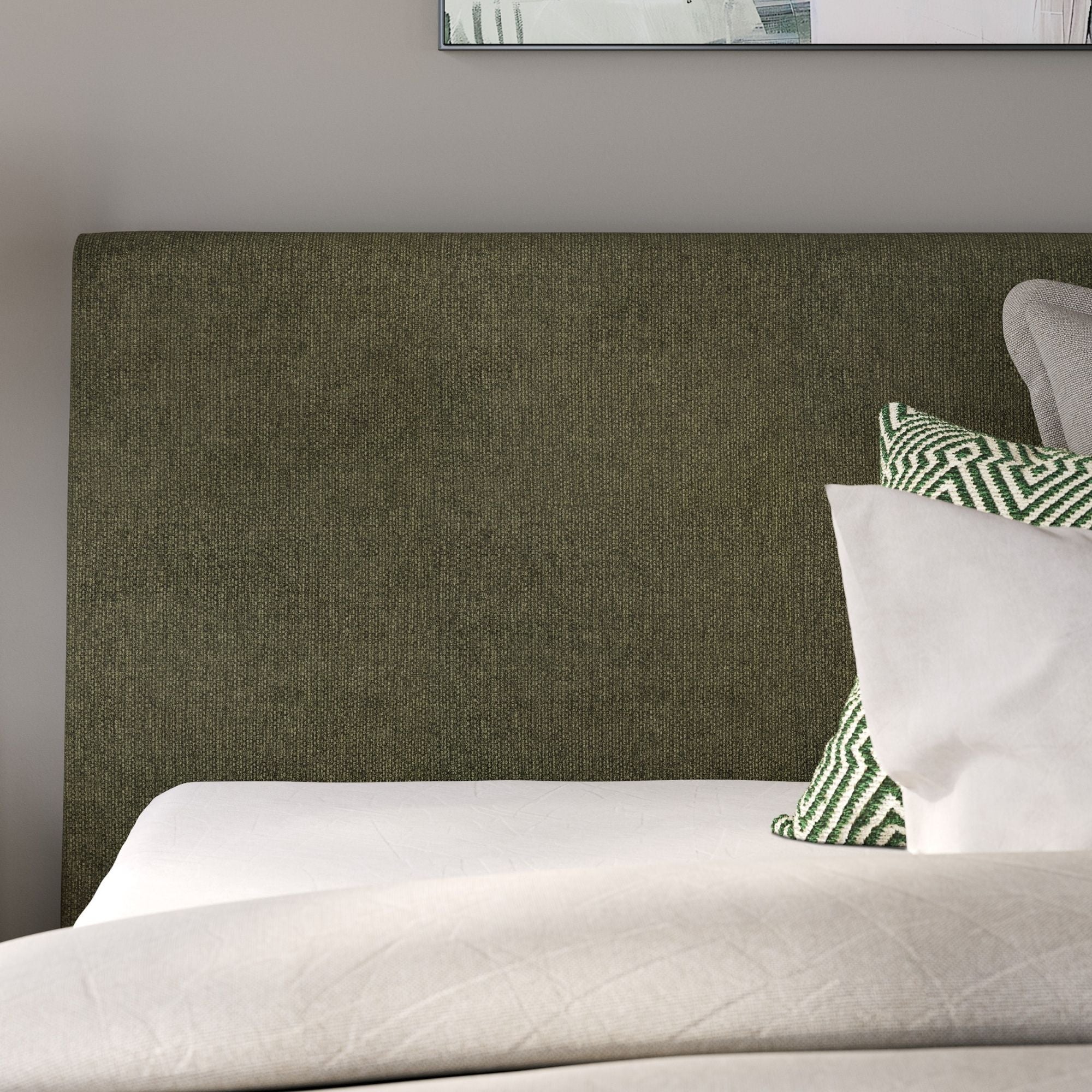 Signature Ashley Chirason UPH Bed with roll slats, showcasing a sturdy wooden bed frame with a classic design.