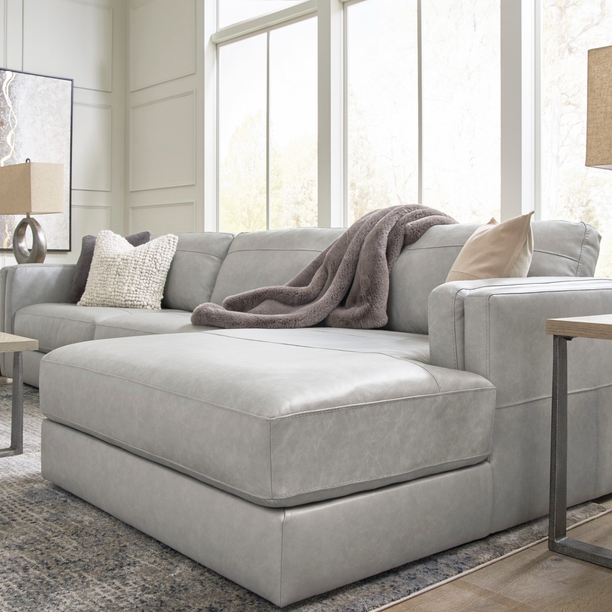 Amiata 2-Piece Leather Sectional with Chaise Light Grey