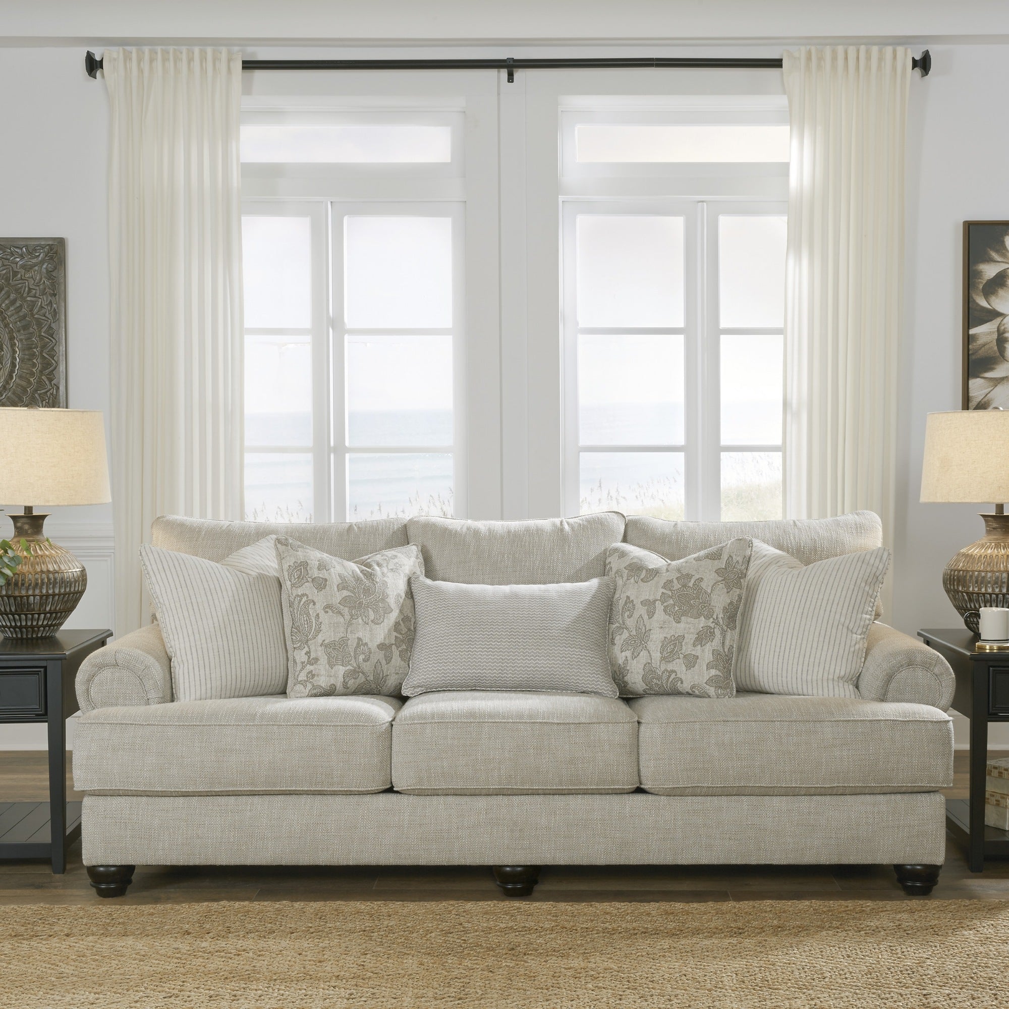 Asanti Sofa in fog