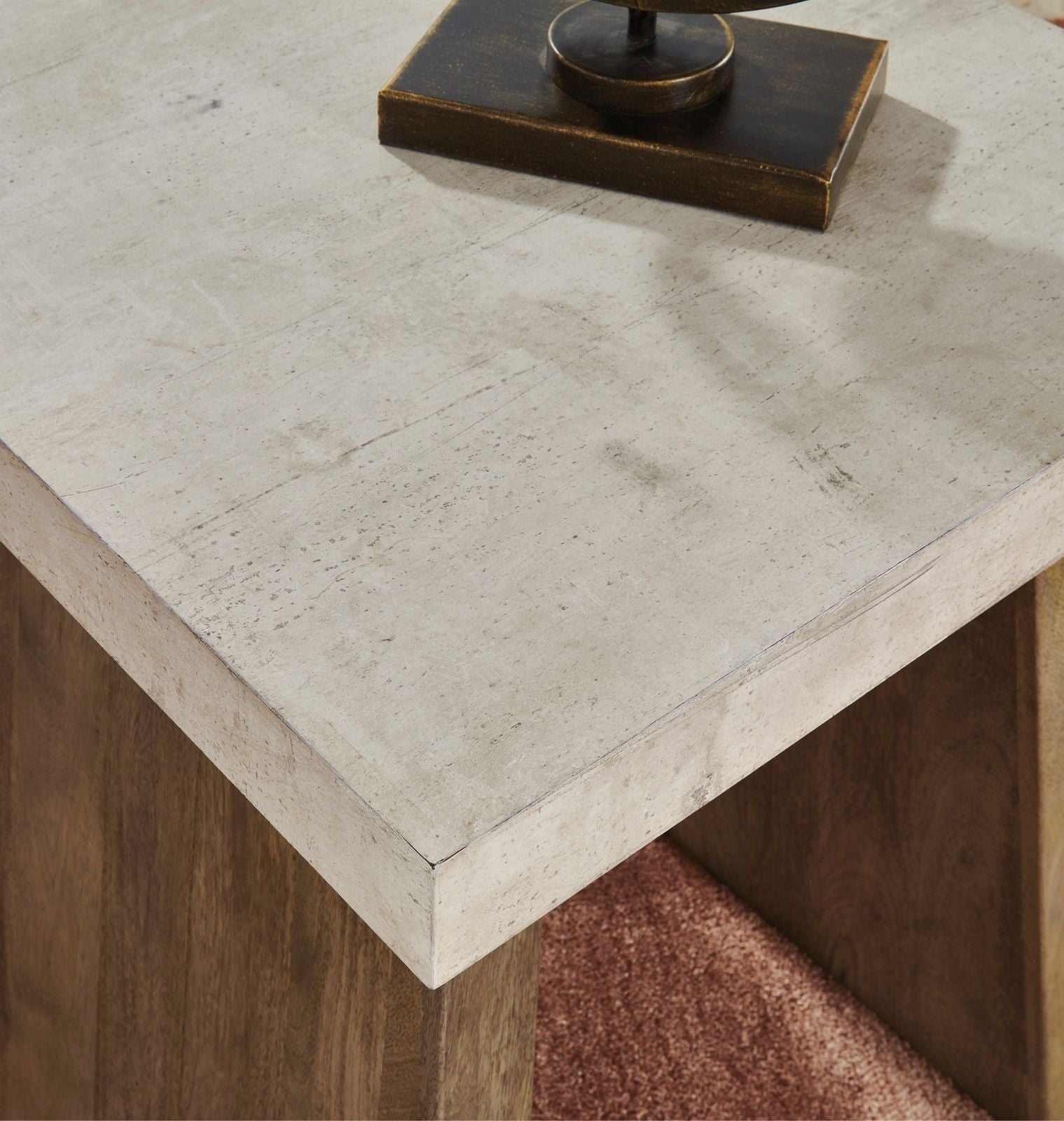Brendalhouse Rectangular Cocktail Table