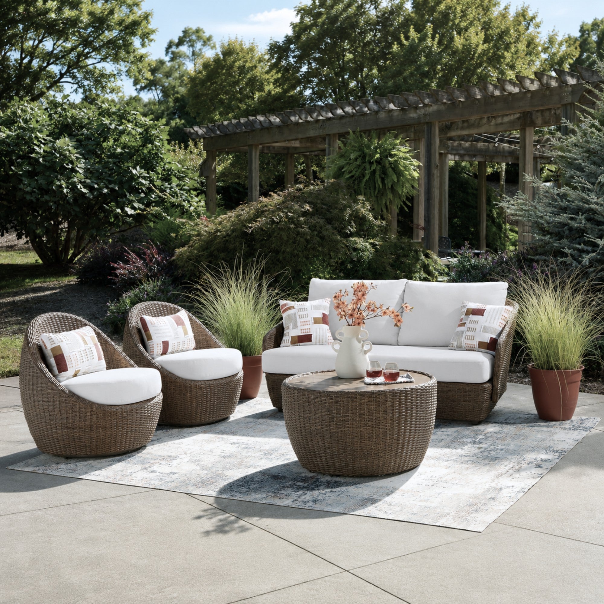 Double Point Love/Swivel Chairs Set with Table