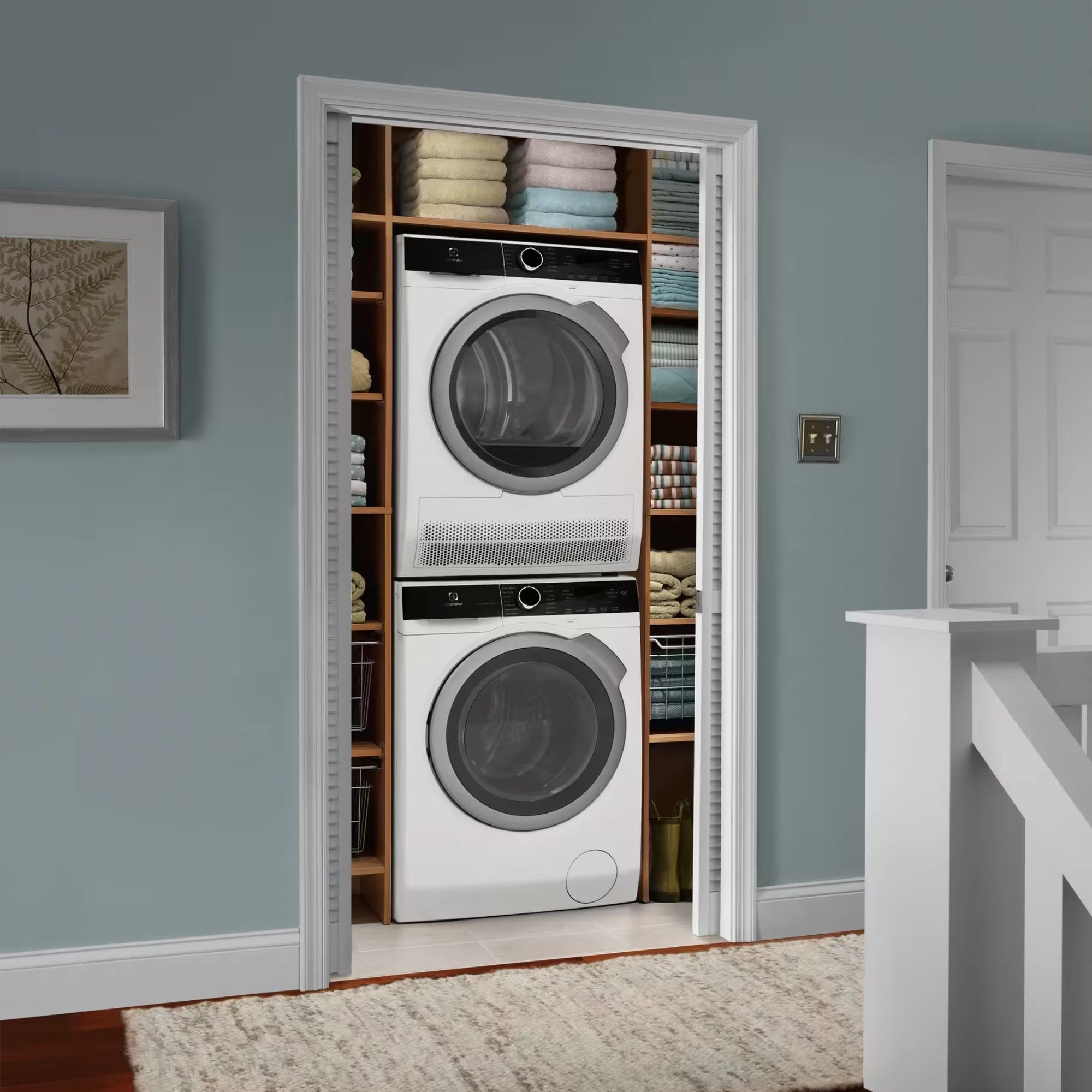 Electrolux ELFE422CAW 24" 4.0 Cu. Ft. Compact Front Load Dryer White