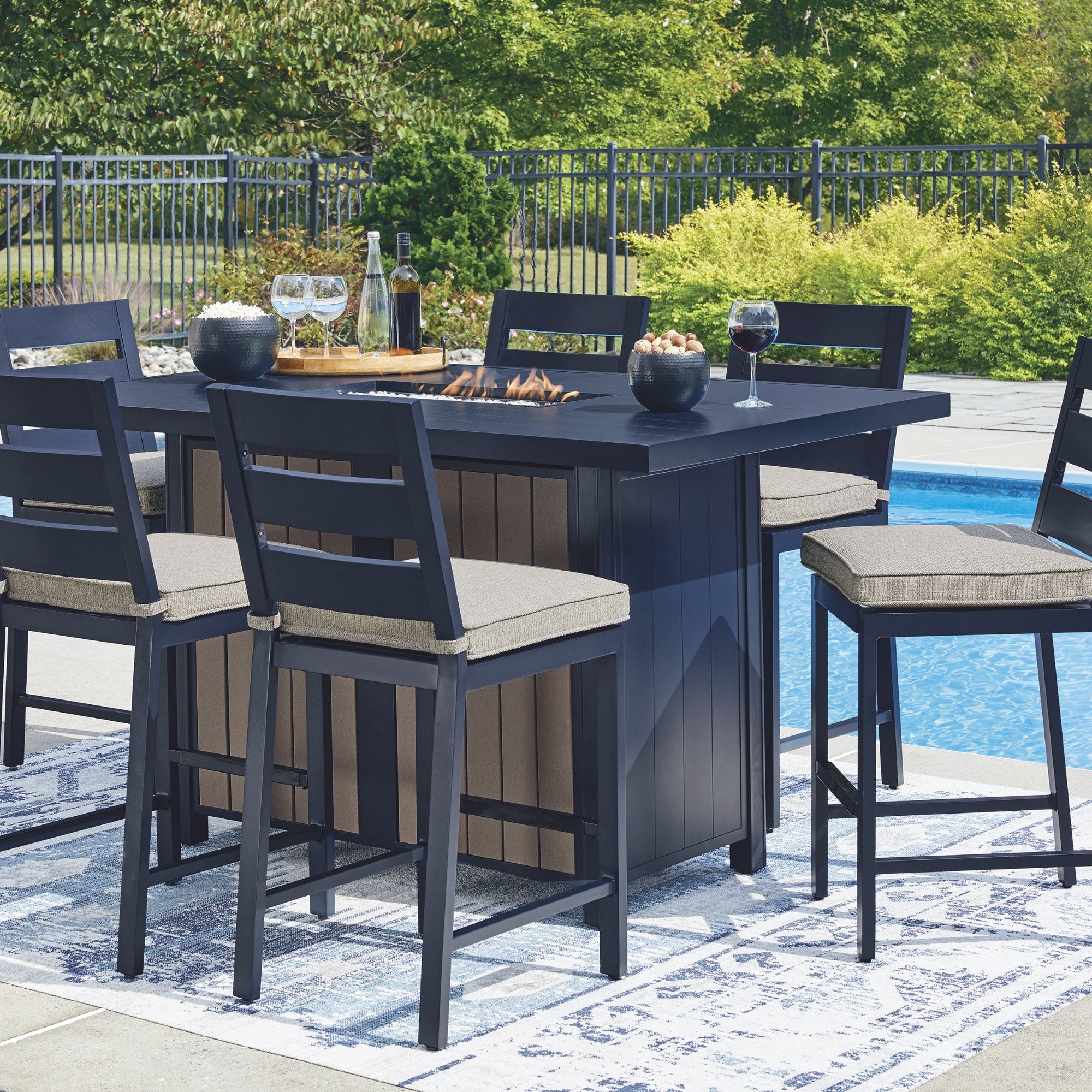 East Beach RECT Bar Table w/Fire Pit