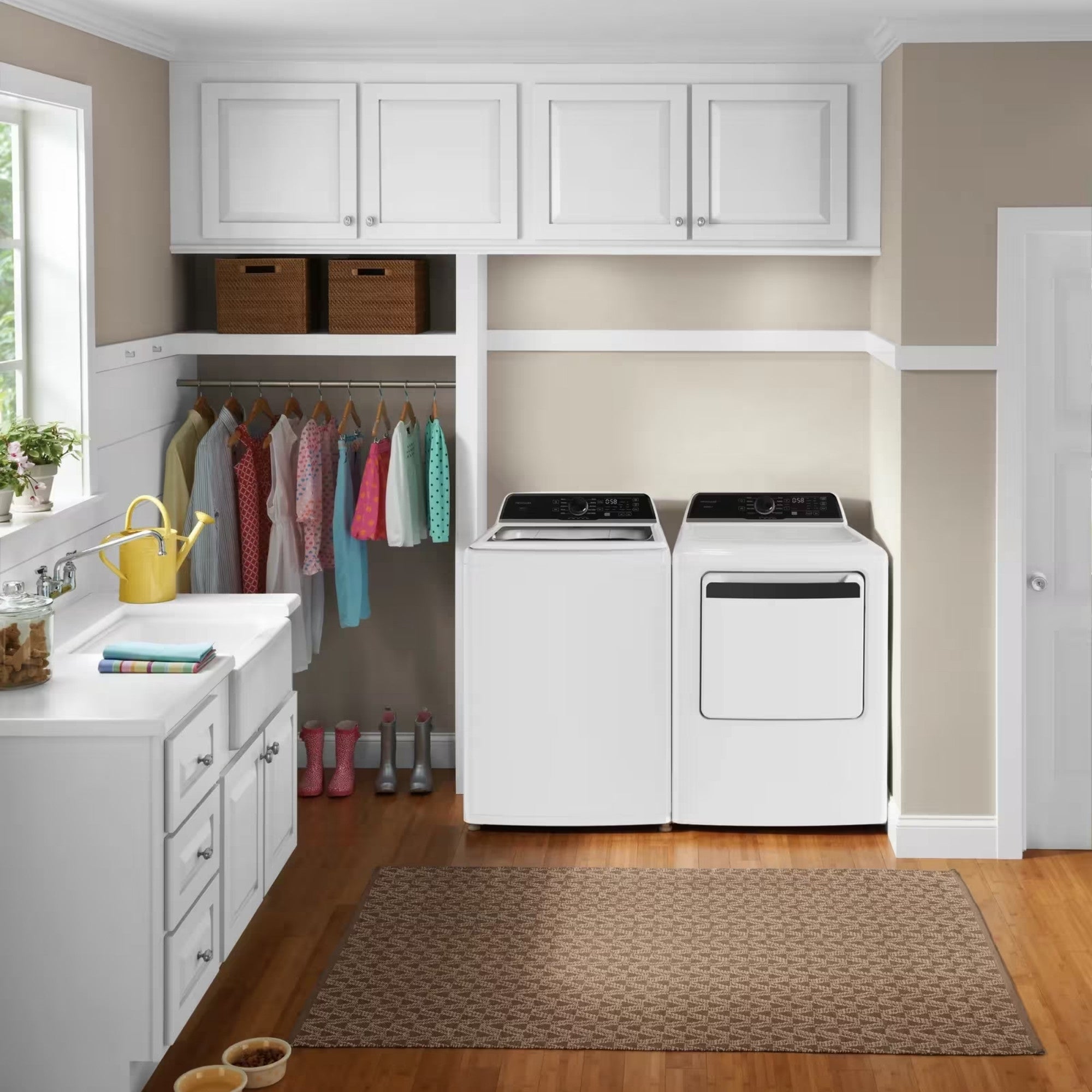 Frigidaire FLVW7523BW 5.1 Cu. Ft. I.E.C. Top Load Washer White