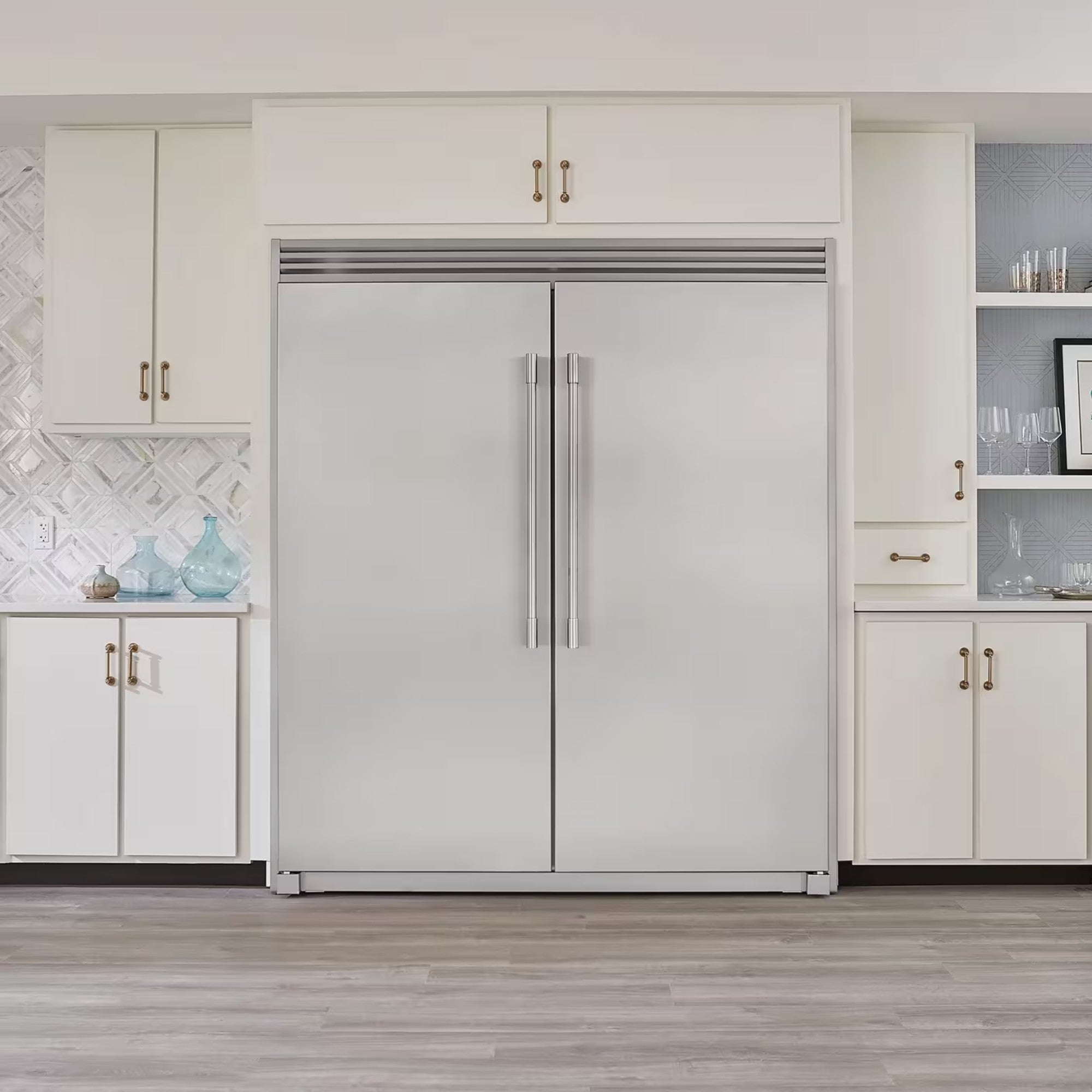 Frigidaire Professional FPRU19F8WF 33" 19 Cu. Ft. Single-Door Refrigerator