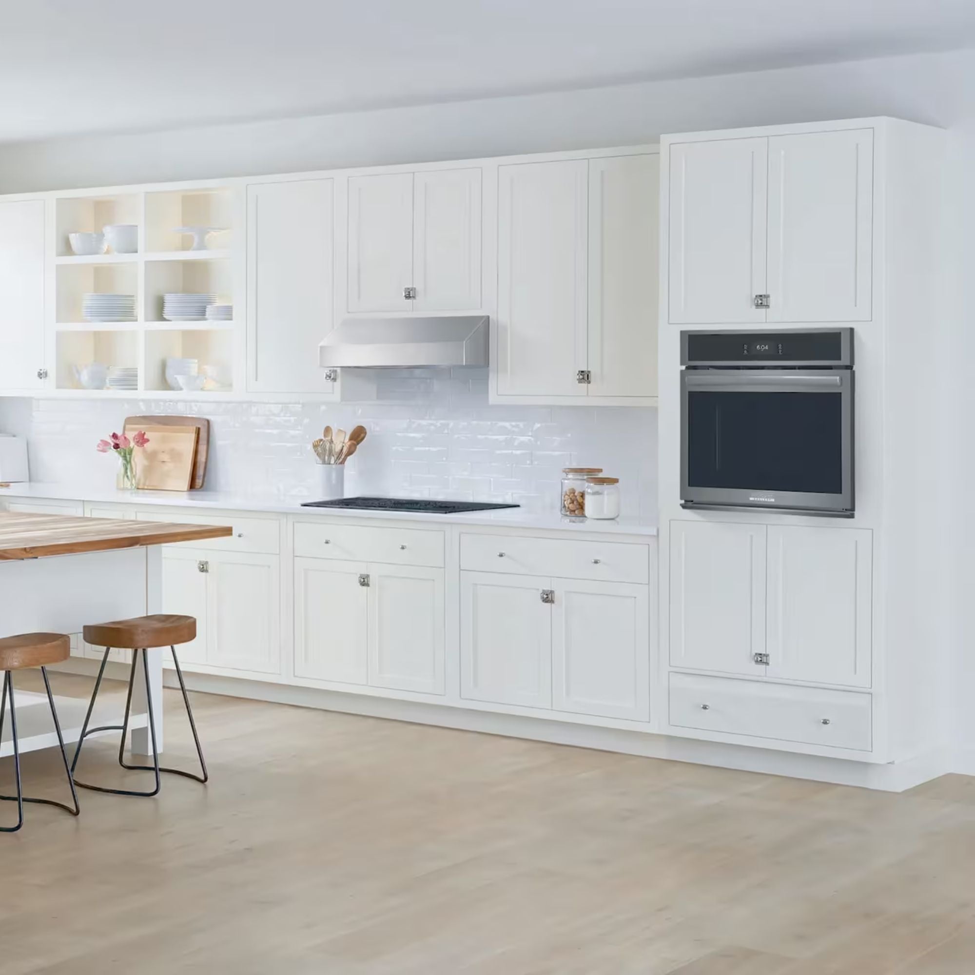Frigidaire Gallery 27-inch single electric wall oven with black stainless steel finish and total convection cooking.