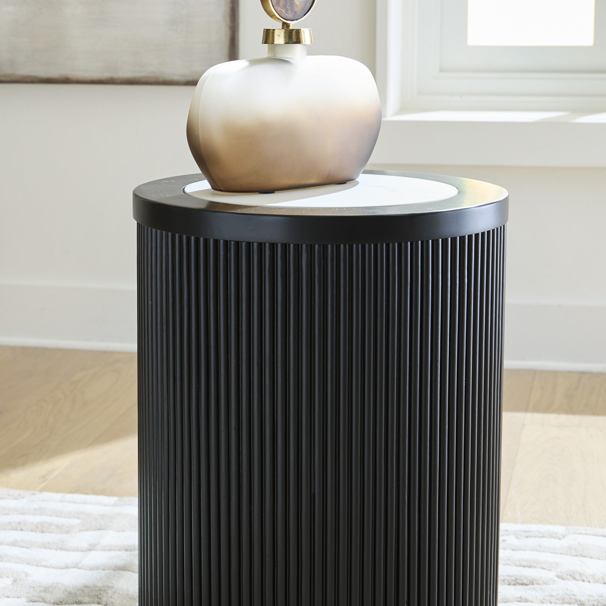 Grayman Round End Table