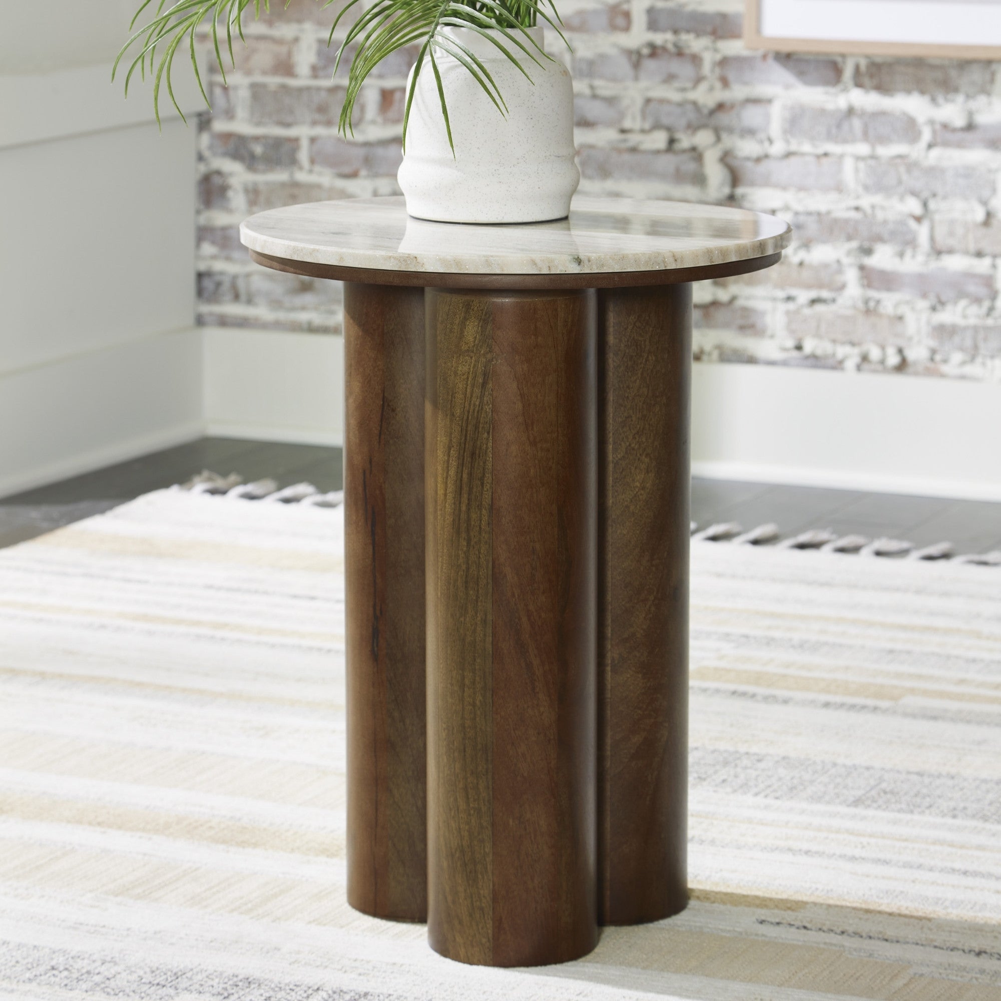 Henfield Mable Top Accent Table