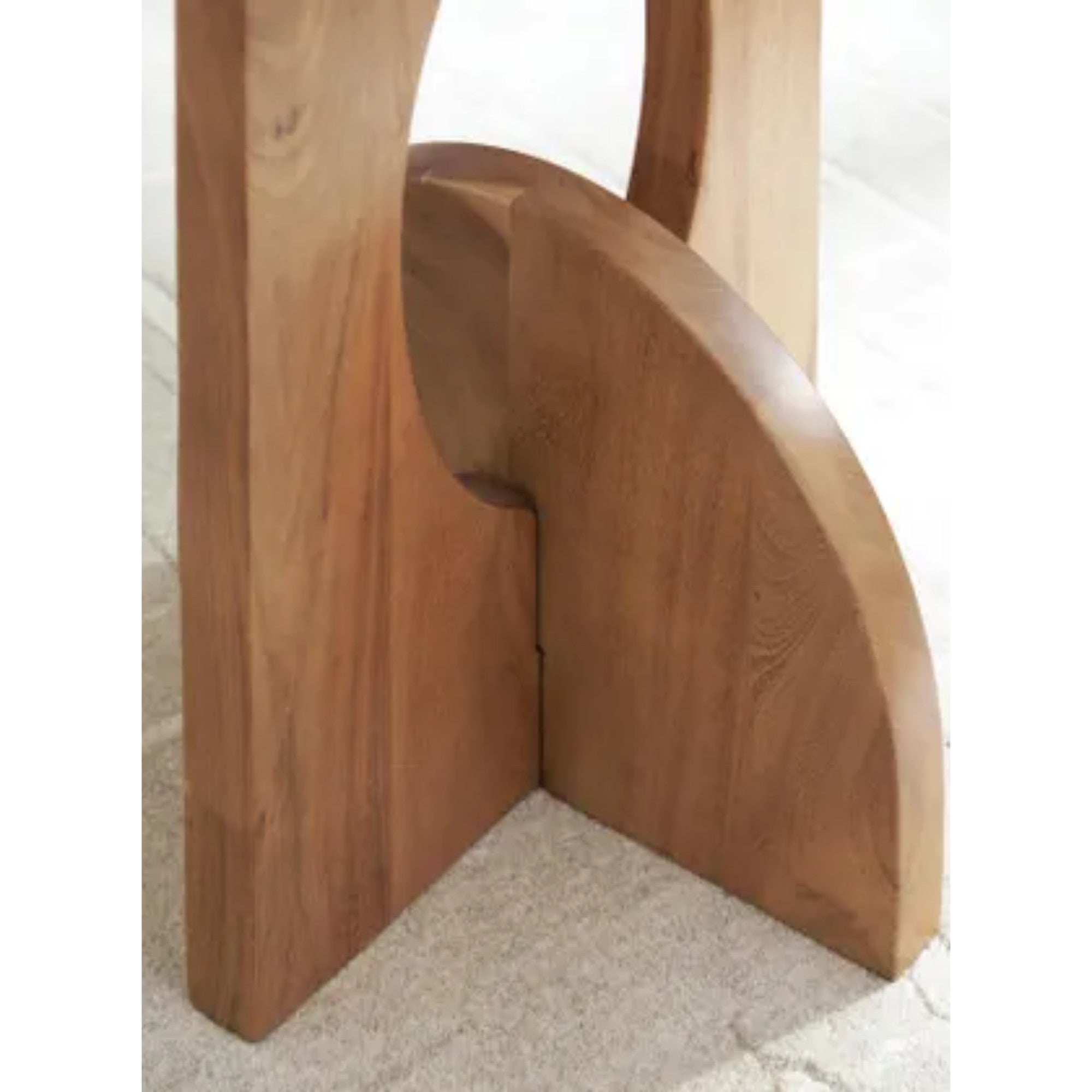 Hollbourne Accent Table