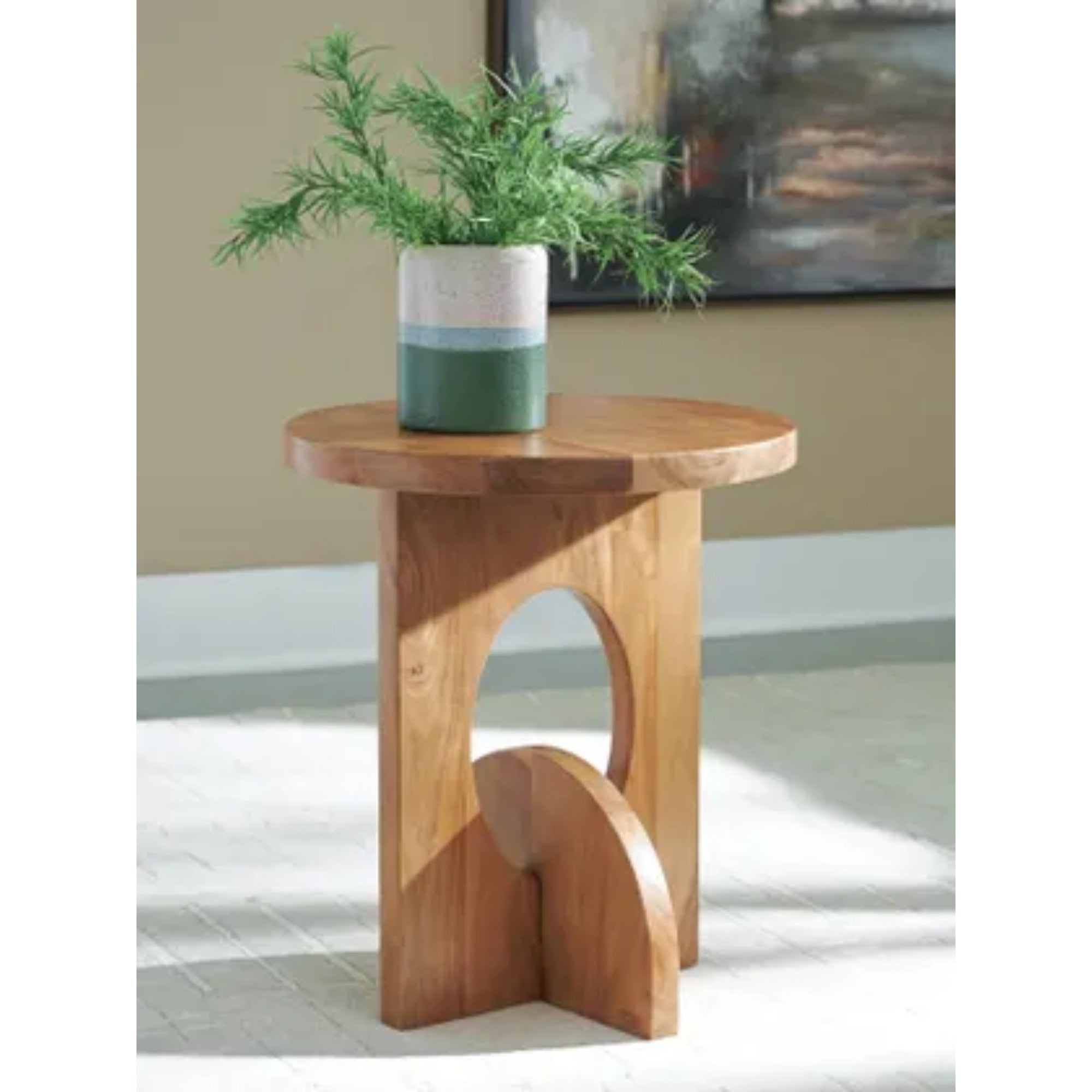 Hollbourne Accent Table