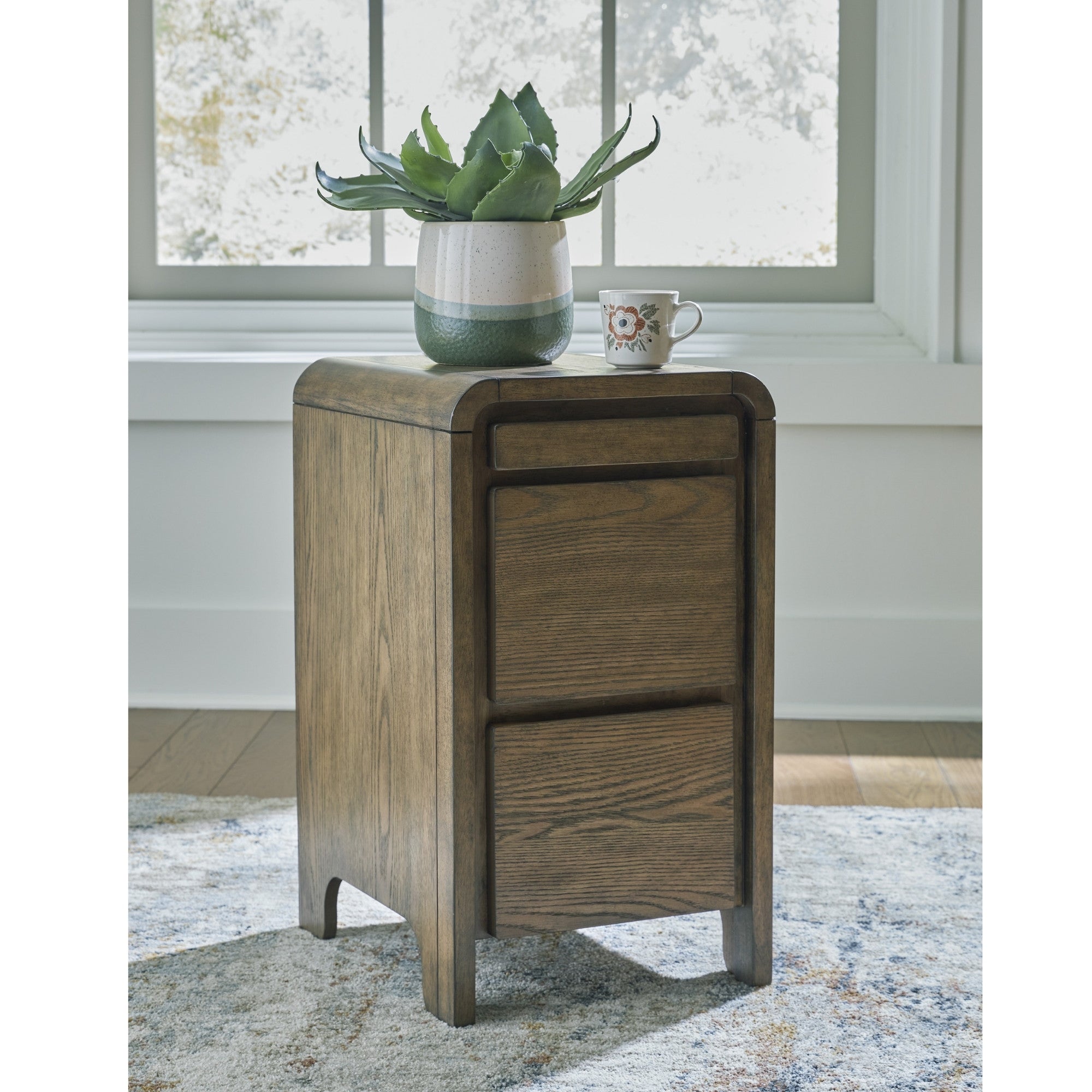Jensworth Accent Table