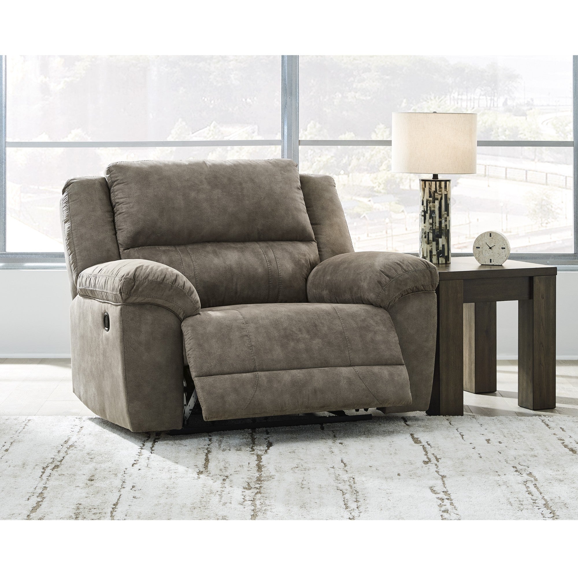 Laresview Zero Wall Wide Seat Reclining Chair