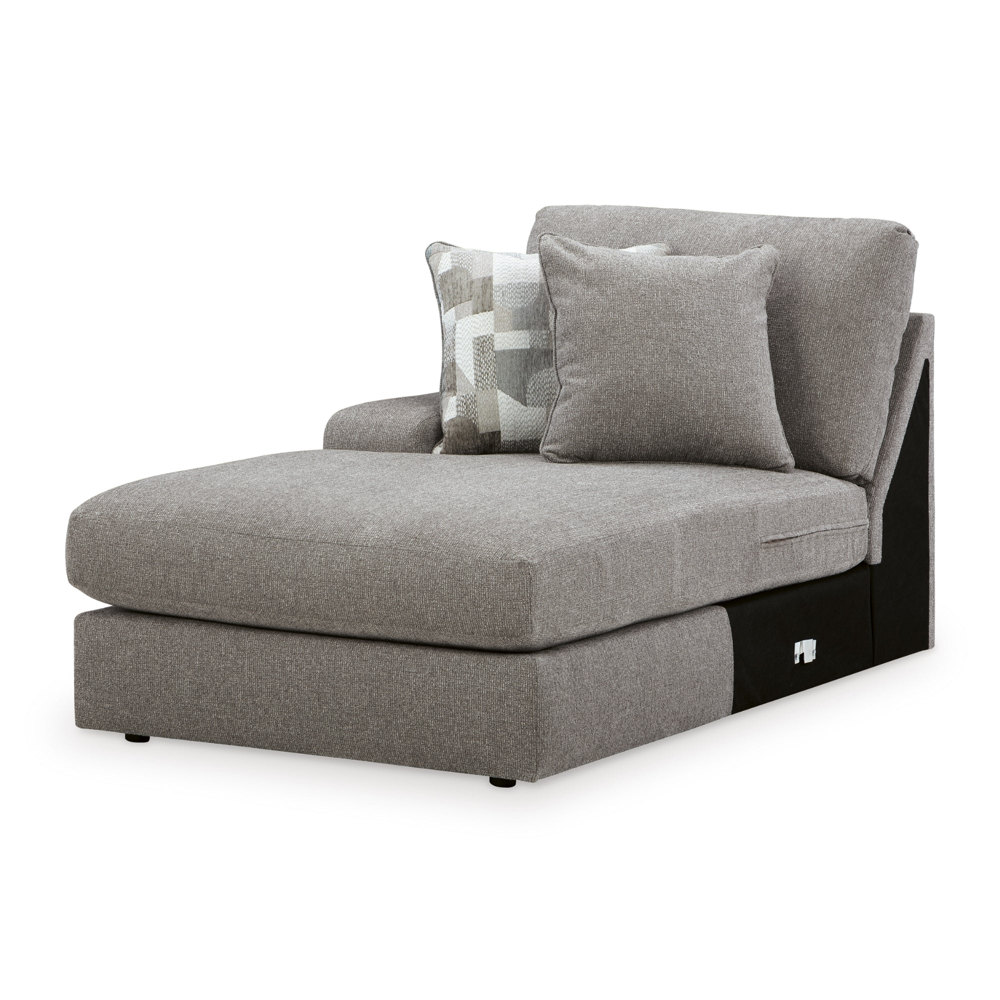 Lindon 2-Piece Sectional with Chaise in Smoke