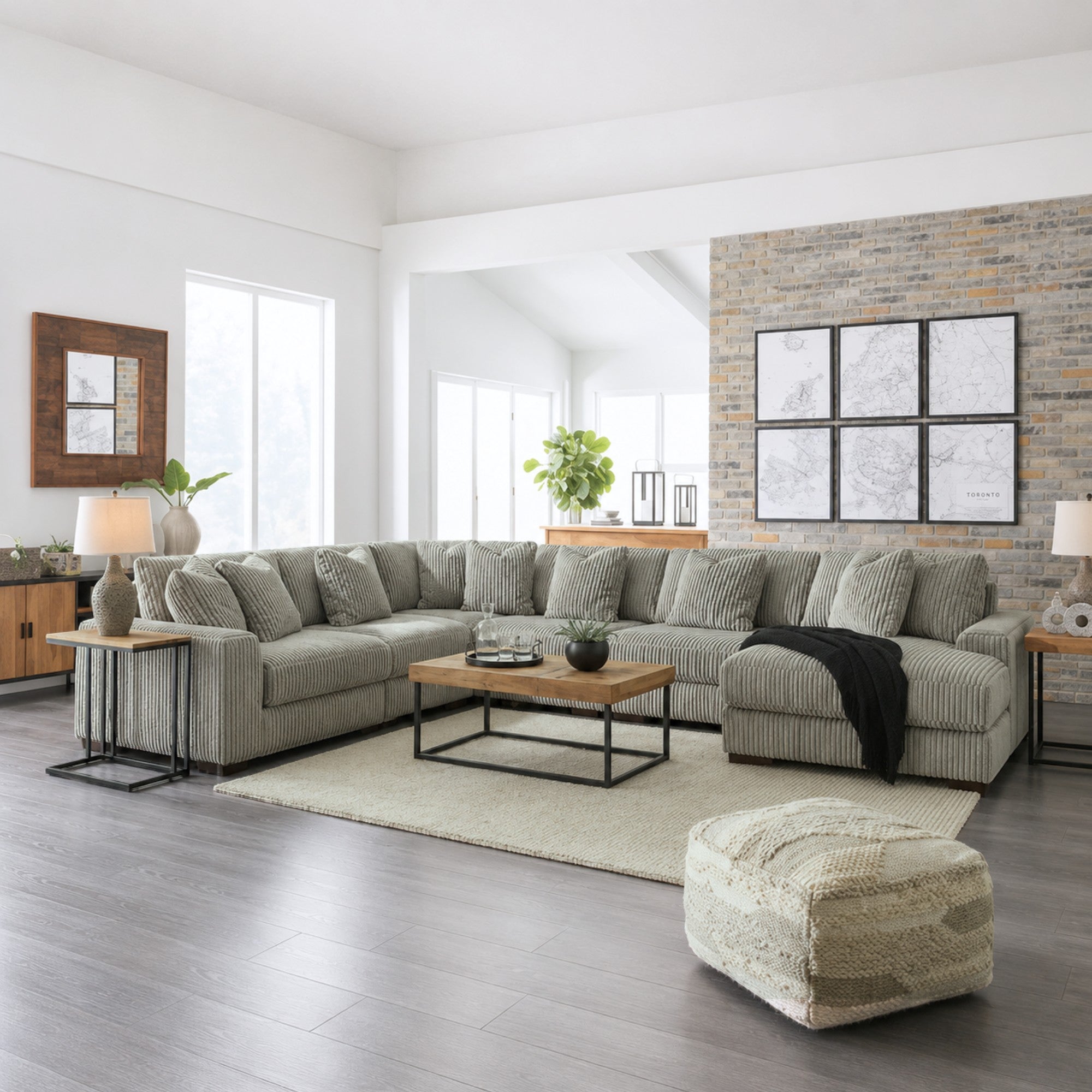 Lindyn 6-Piece Modular Sectional with Chaise in Grey
