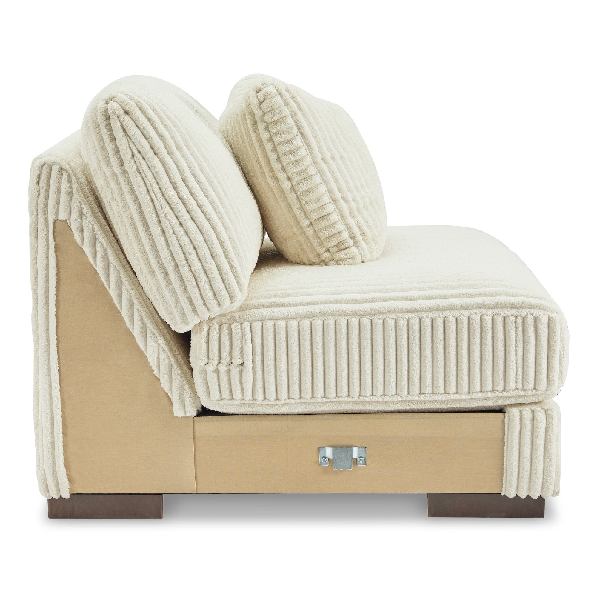 Lindyn 3-Piece Sectional with Chaise