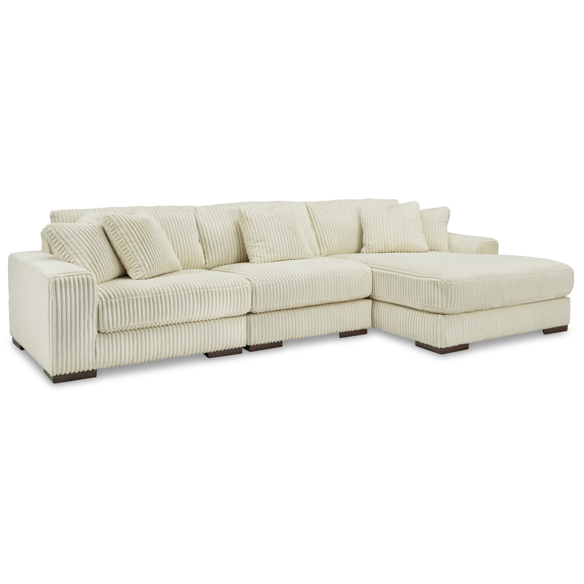 Lindyn 3-Piece Sectional with Chaise