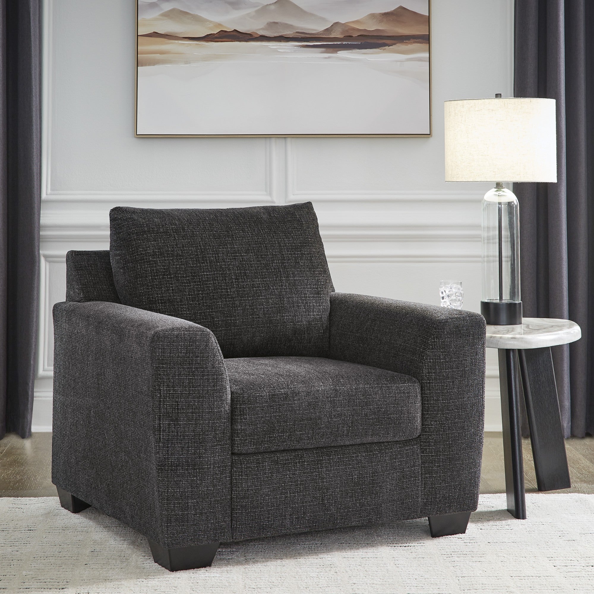 Loreo Chair in Dark Grey