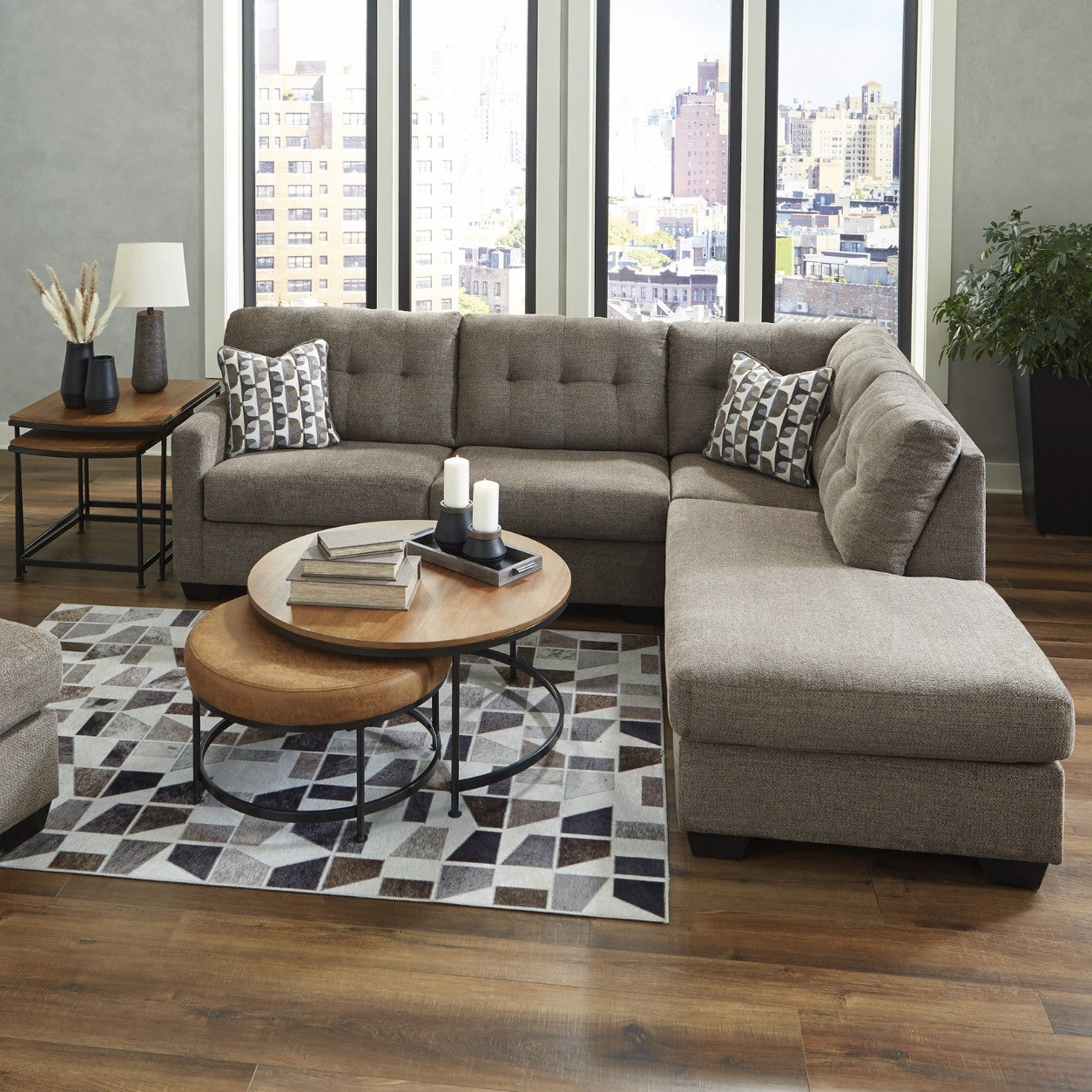 Mahoney 2-Piece Sectional Sleeper with Chaise Chocolate