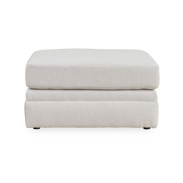Maitelynn Ottoman in Chalk