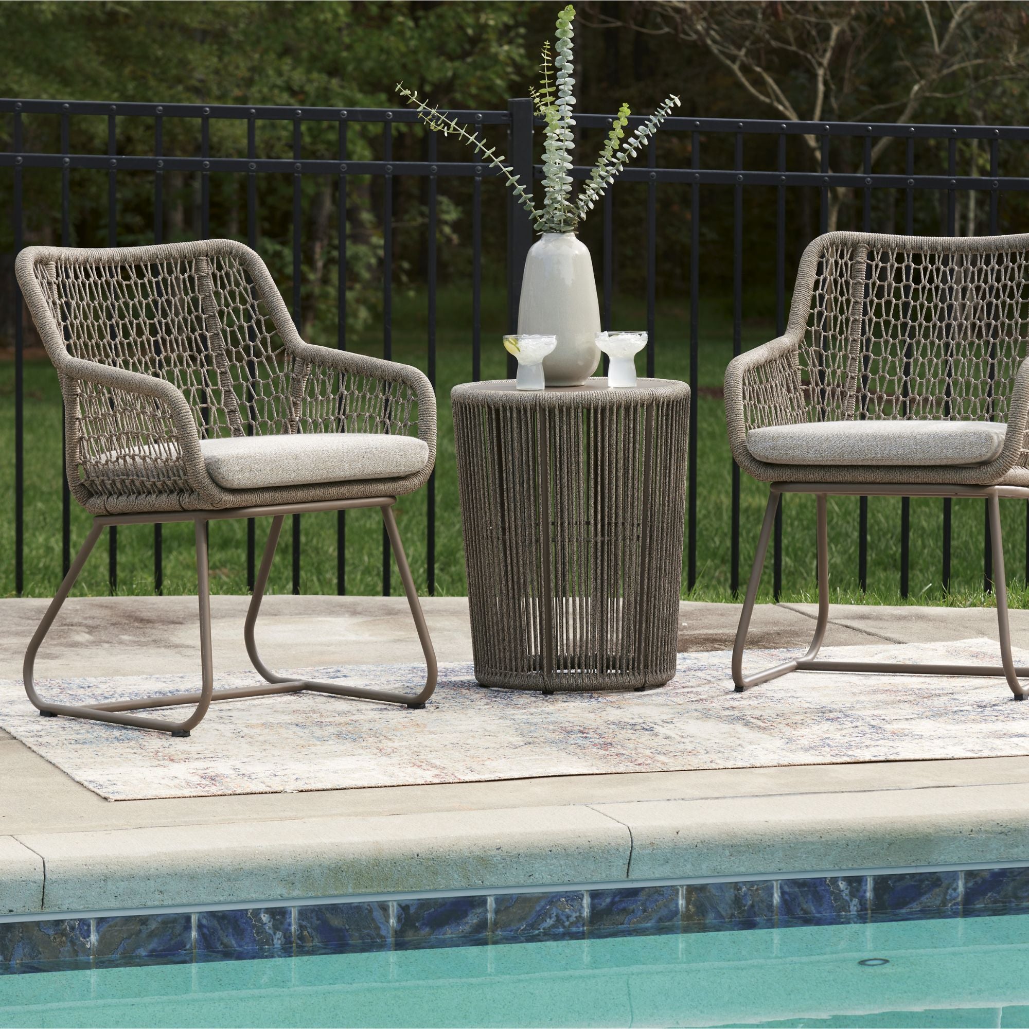 Majors Beach Outdoor Bistro Table Set