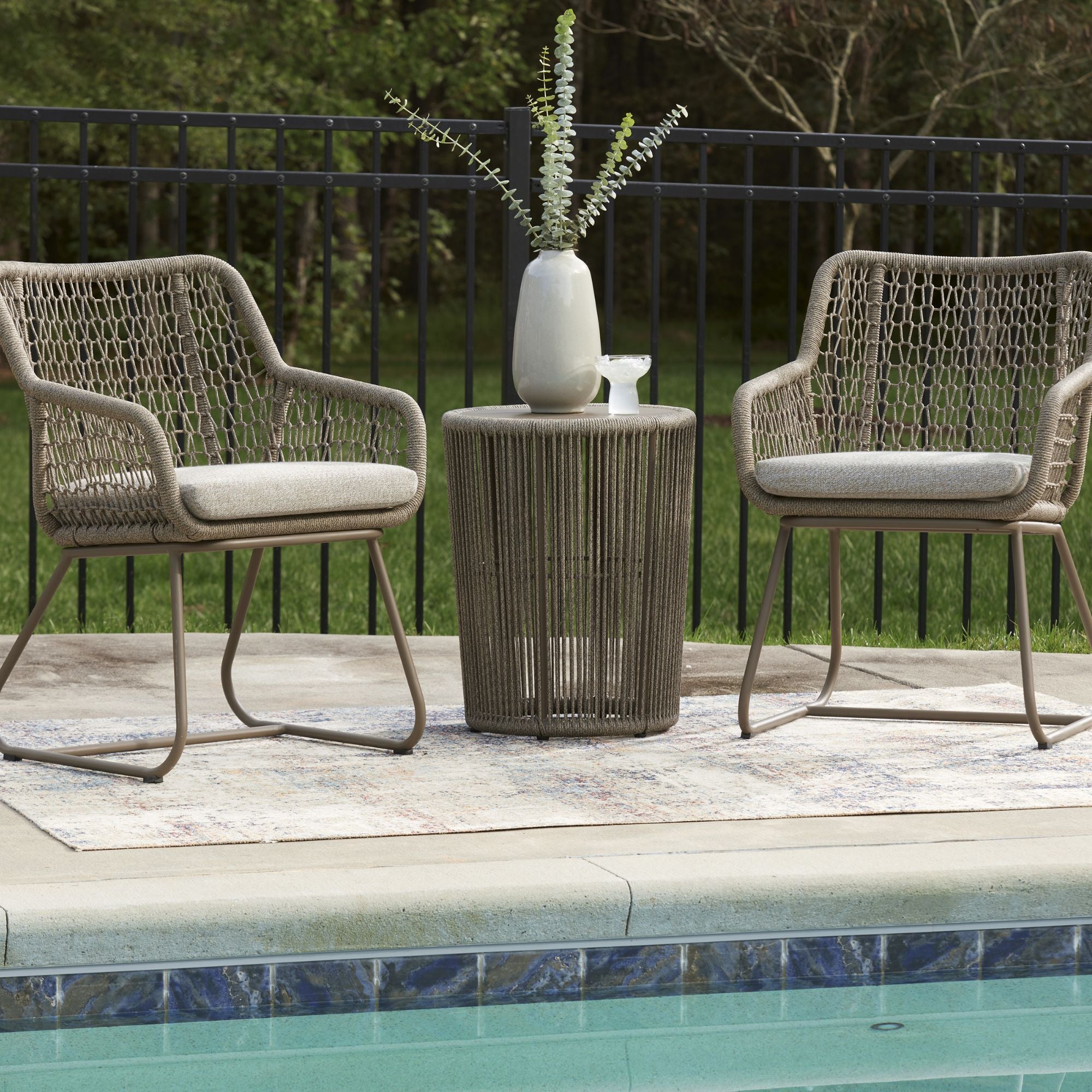 Majors Beach Outdoor Bistro Table Set