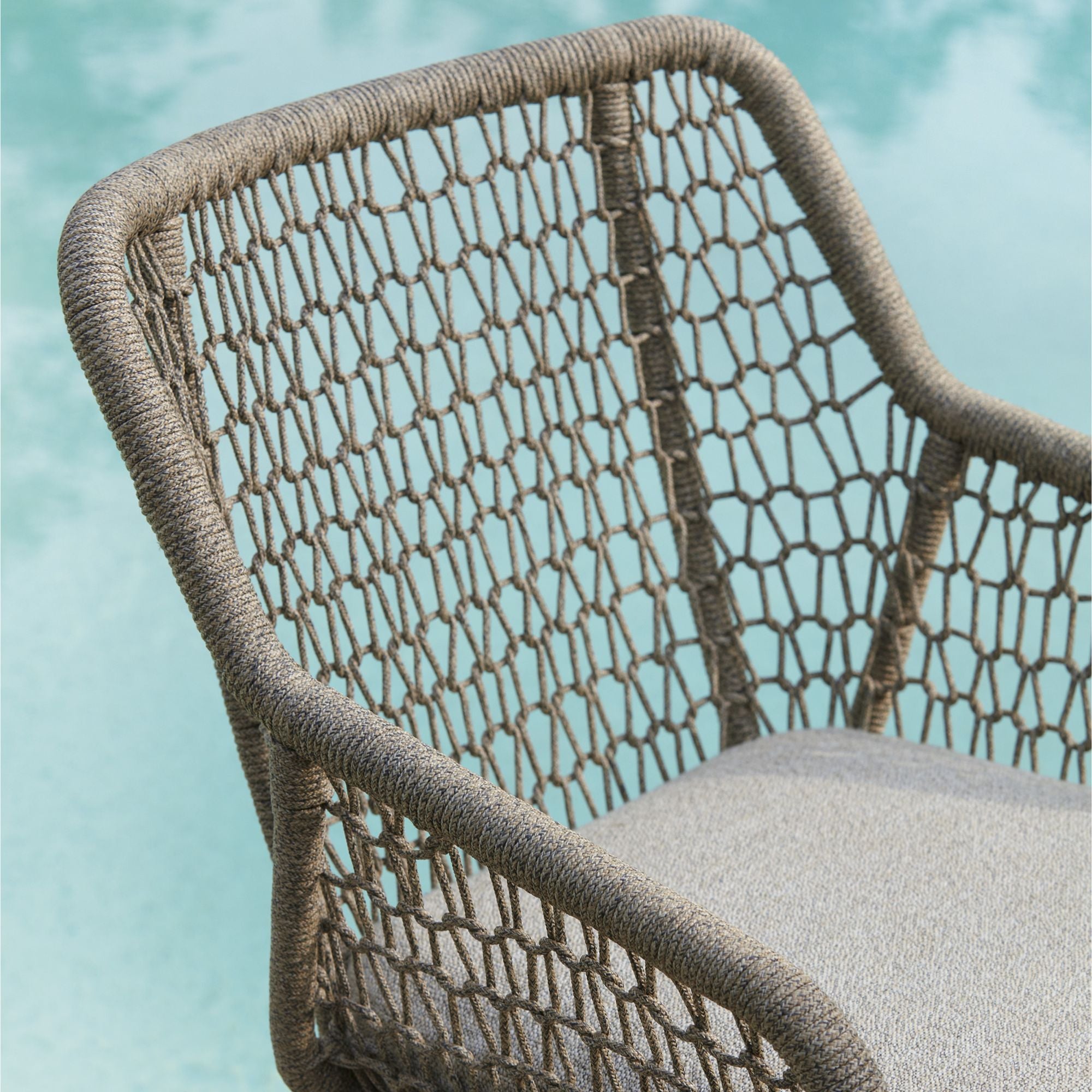 Majors Beach Outdoor Bistro Table Set