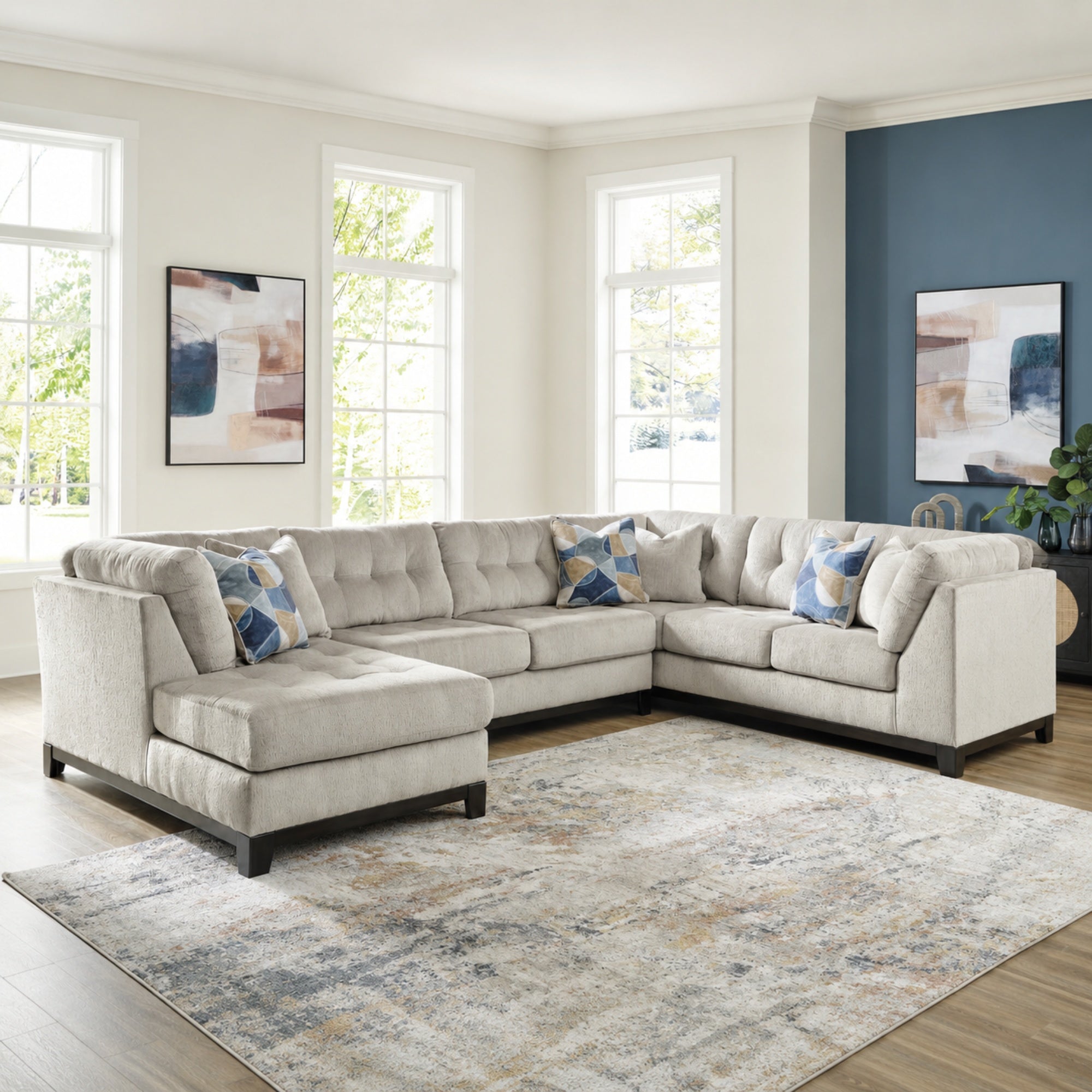 Maxon Place 3-Piece Sectional with Chaise Stone