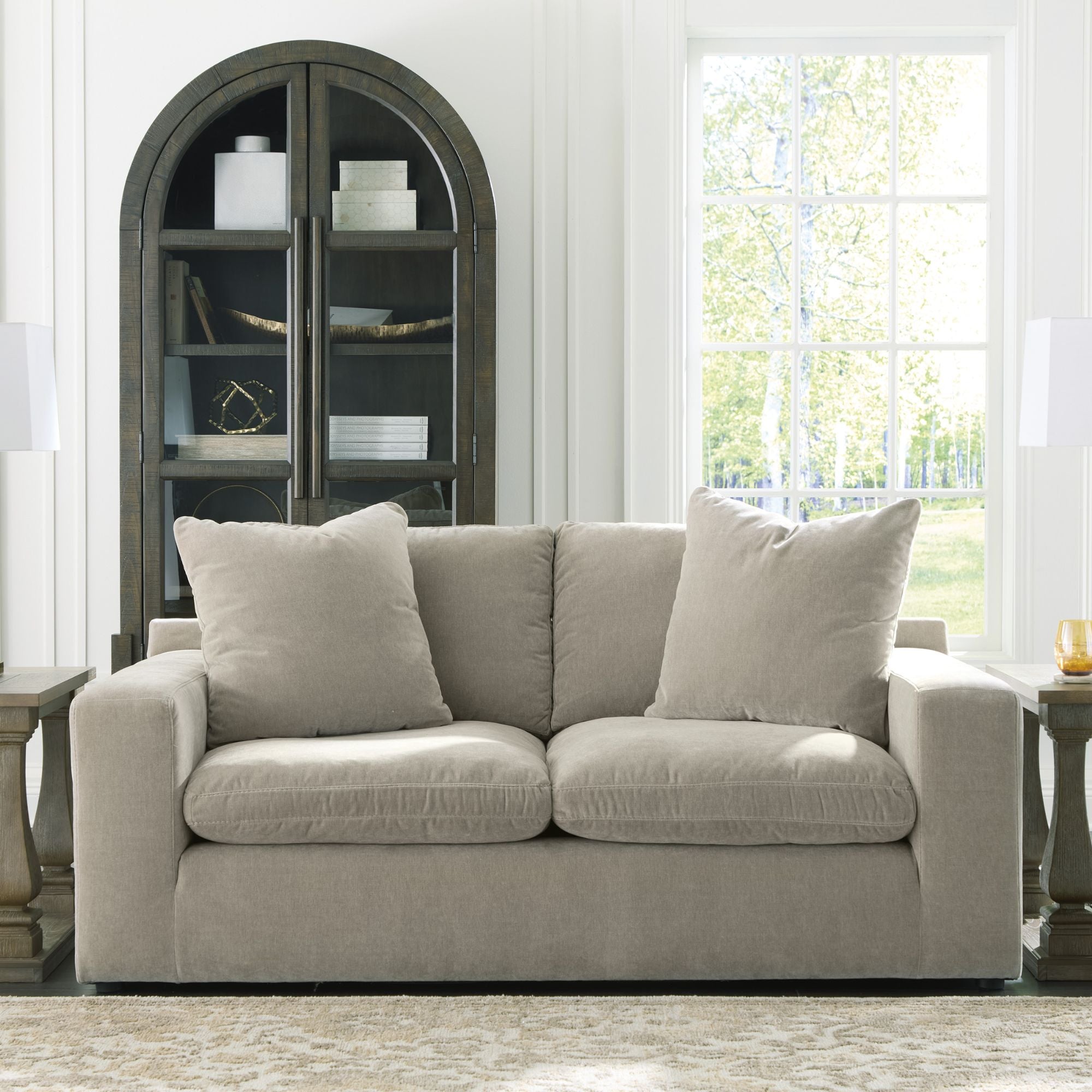 Maxton Heights Loveseat in Peddle