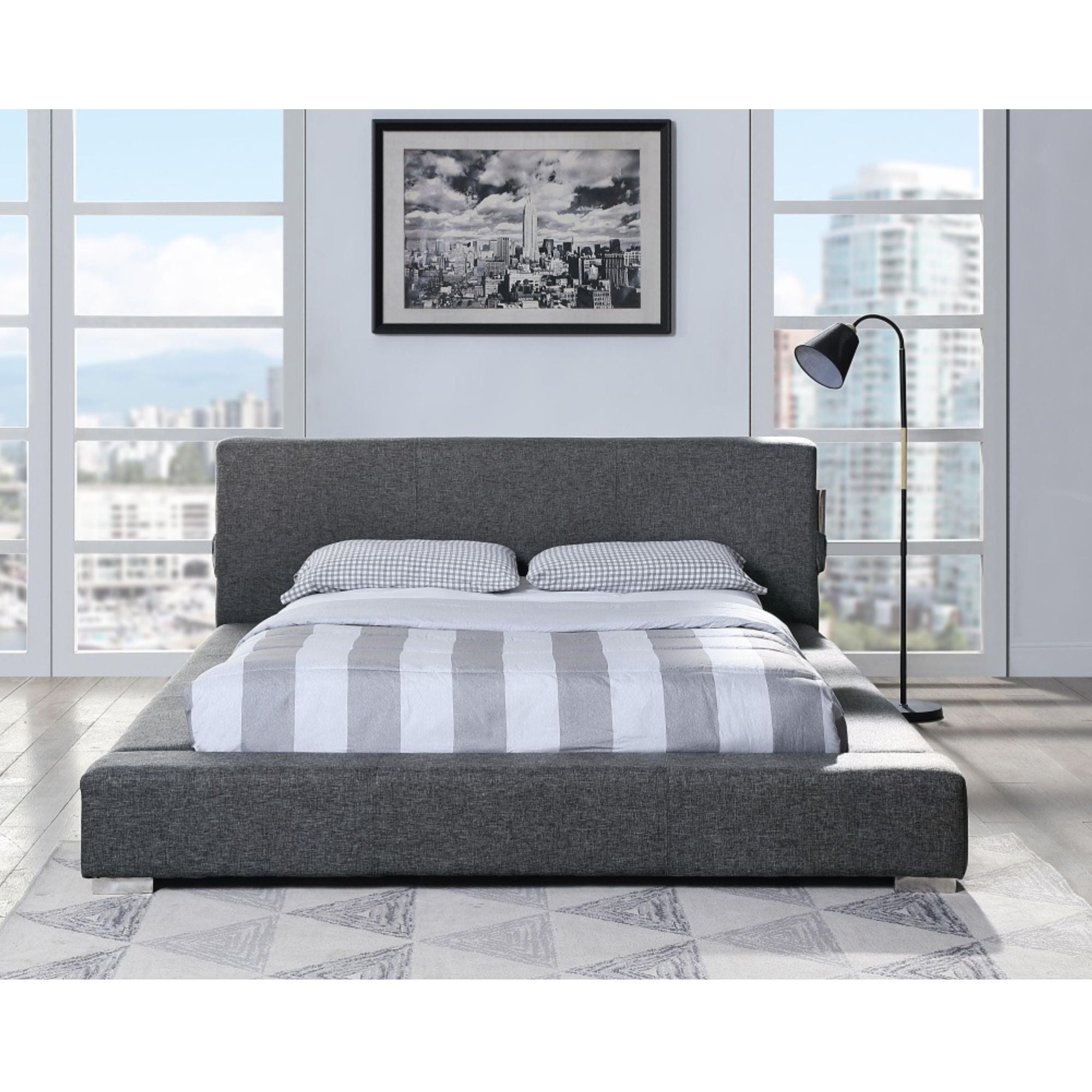 Tori Platform Bed 5782DG.