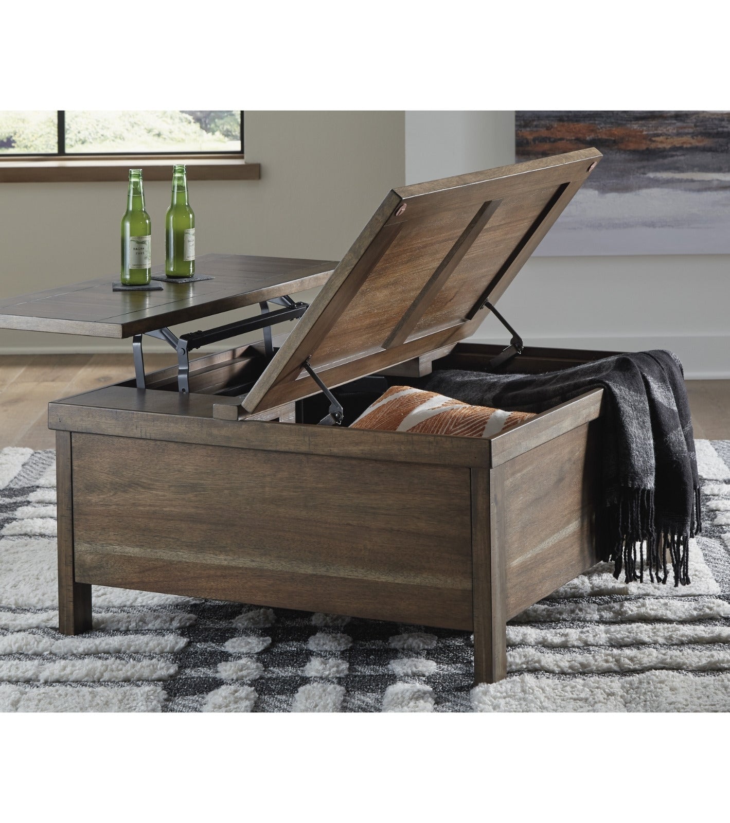 Moriville Lift-Top Cocktail Table