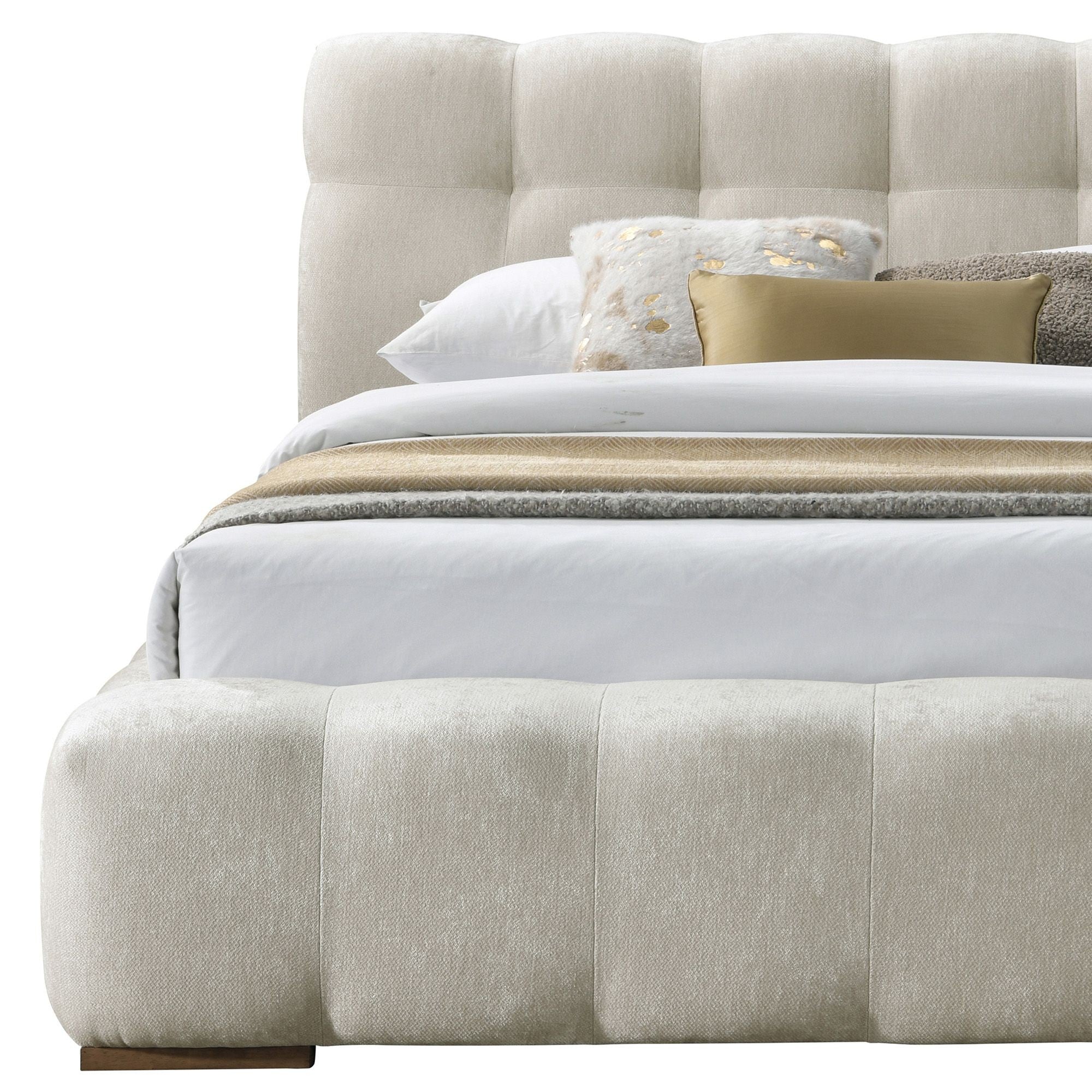 Pasha Platform Bed in Beige Pearl (Pre-order)