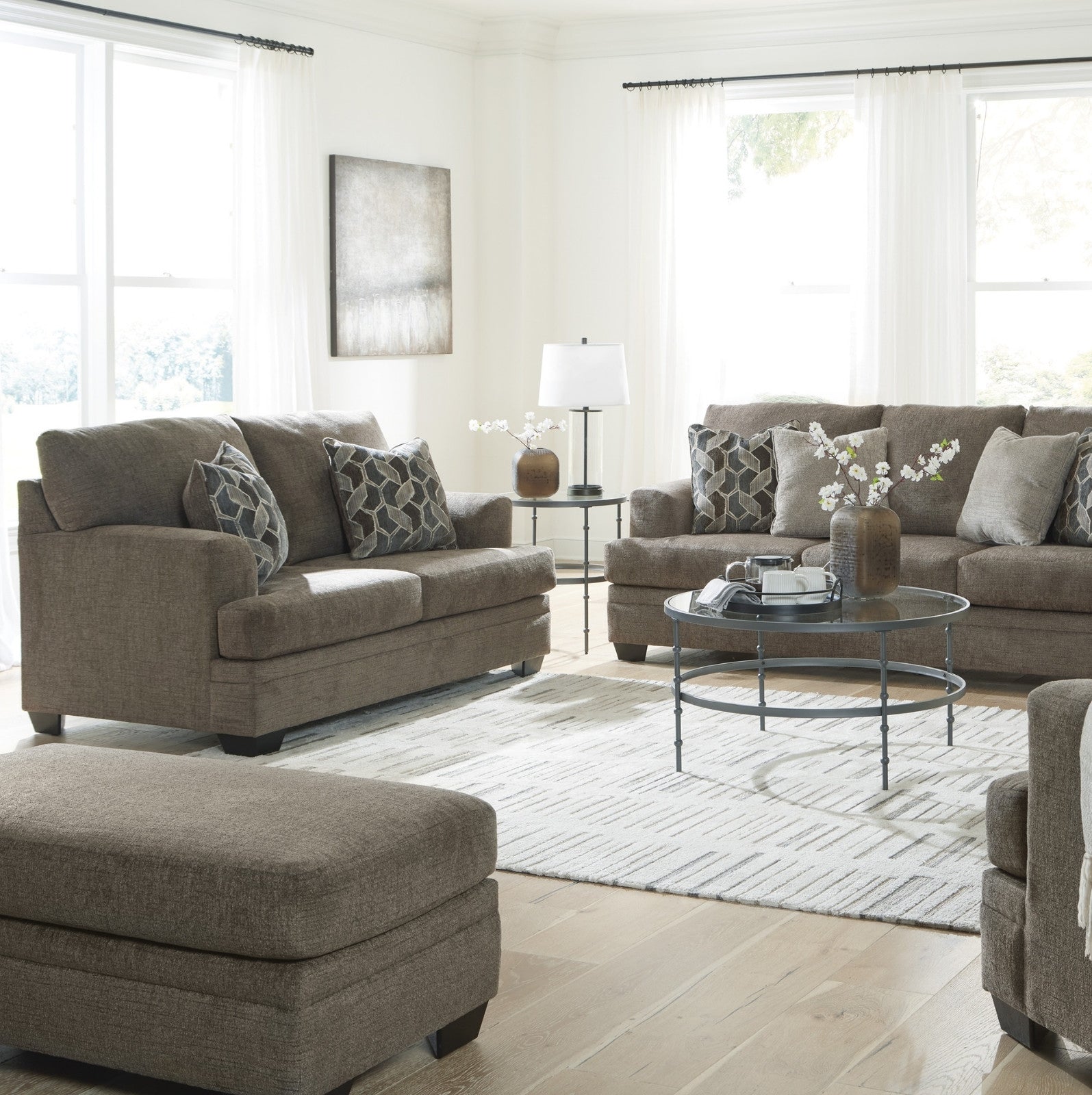 Stonemeade Loveseat Nutmeg