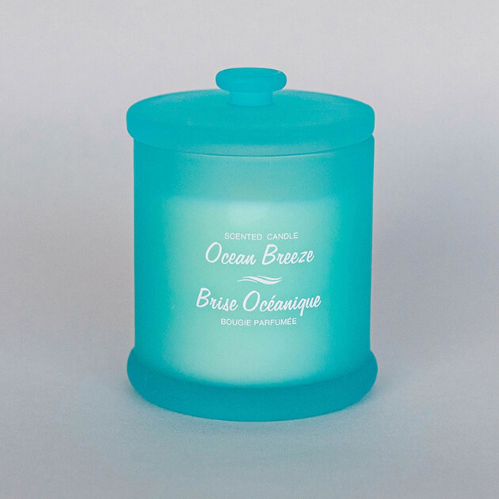 “Ocean Breeze” Scented Glass Candle with Lid – Candescence Veil Collection