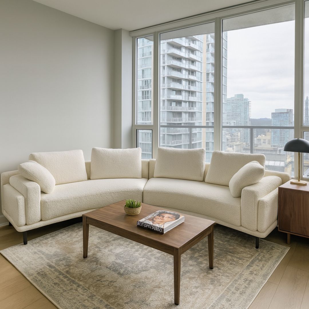 Sectional in Beige KMAX568