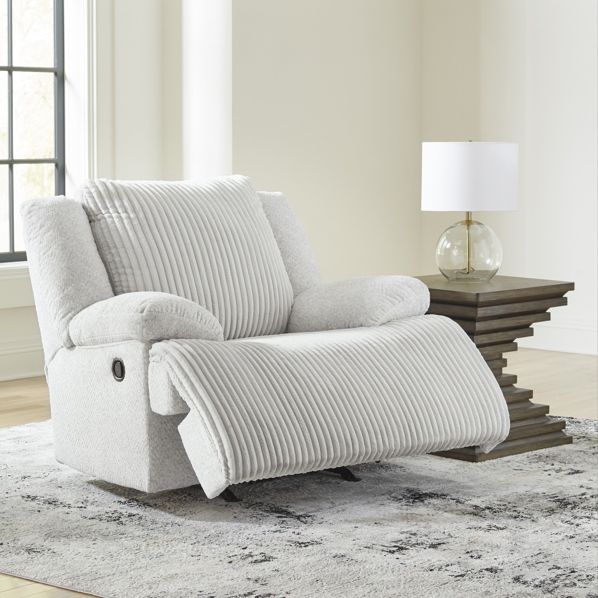 Top Tier Rocker Recliner Alloy