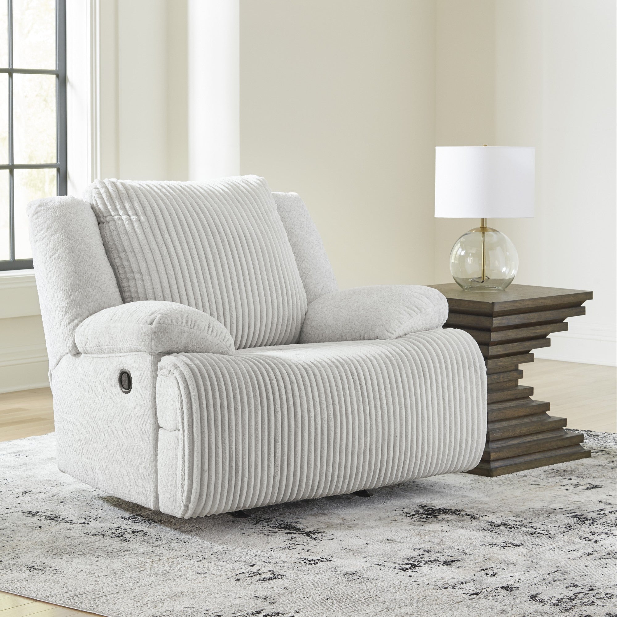 Top Tier Rocker Recliner Alloy