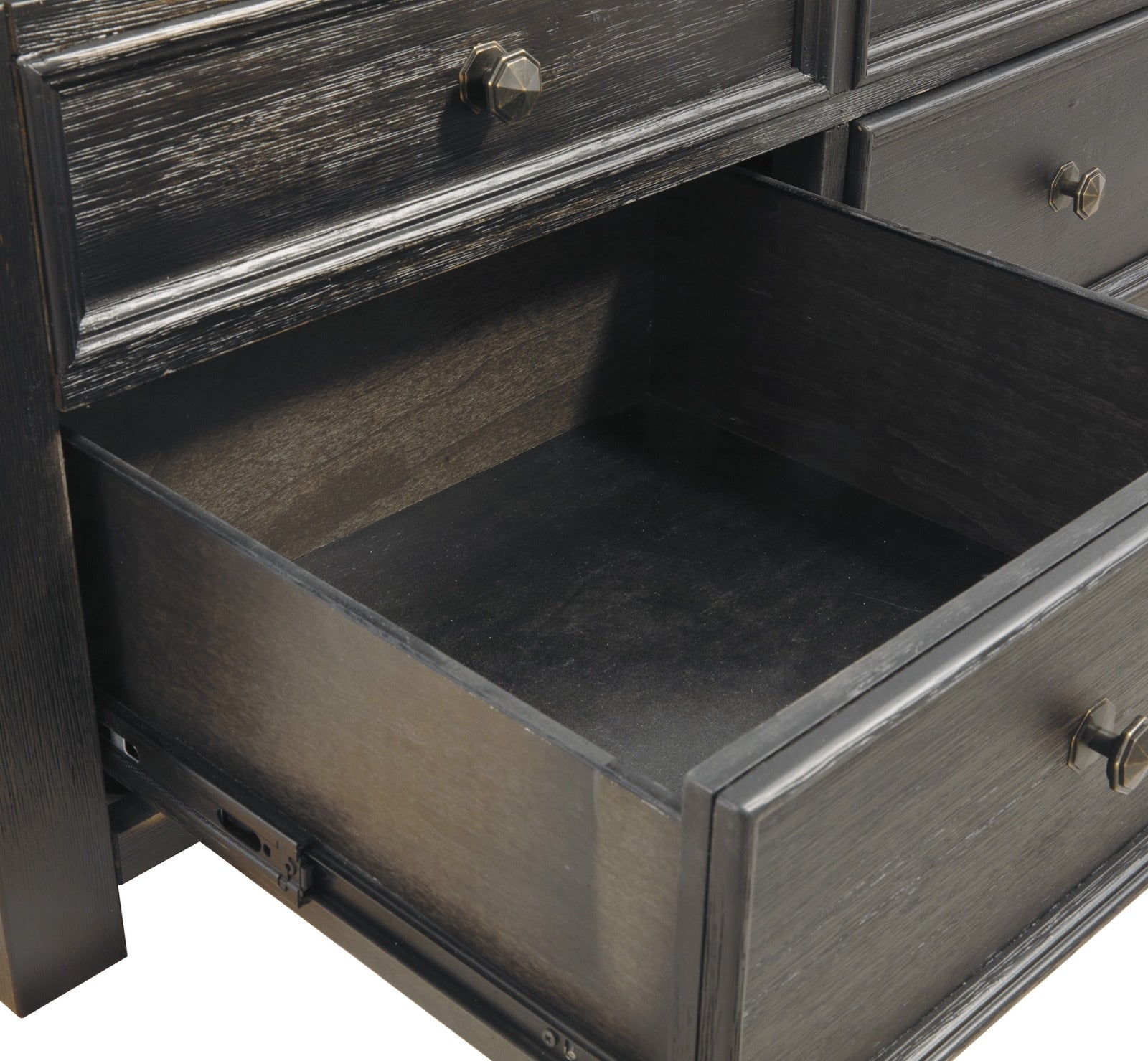Tyler Creek Lift-Top Cocktail Table
