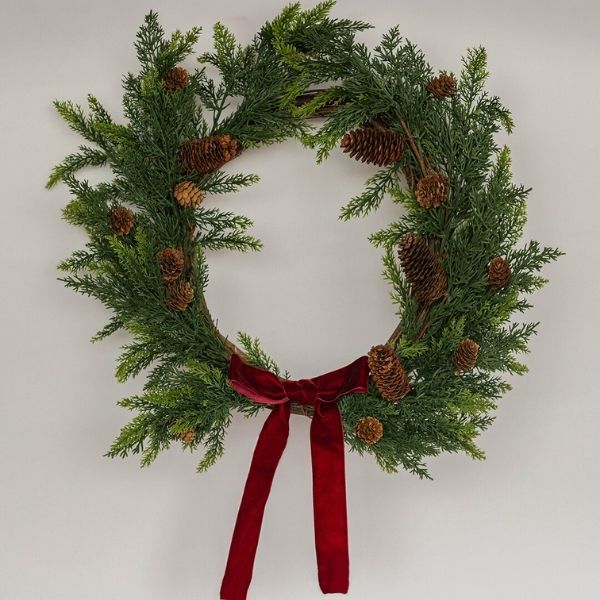 F&T 16-inch Christmas wreath with pine cones and red velvet bow