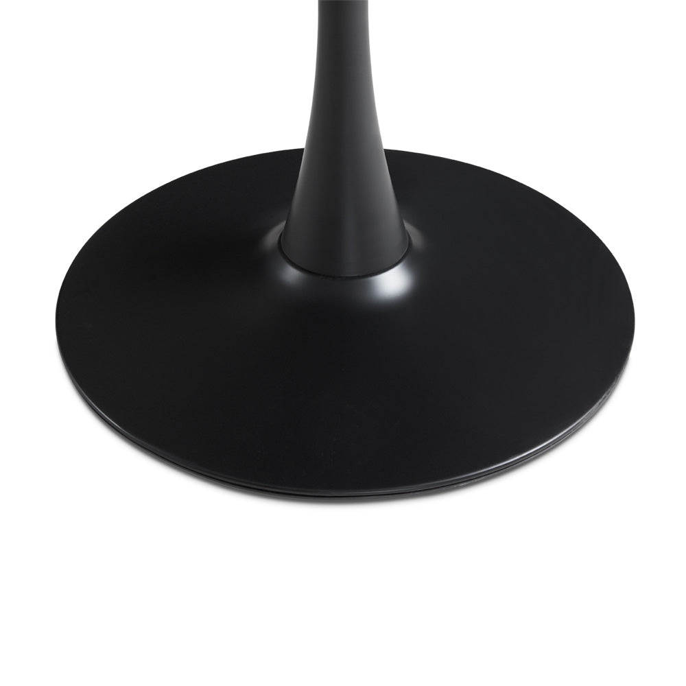 Darwin Dining Table: Black.