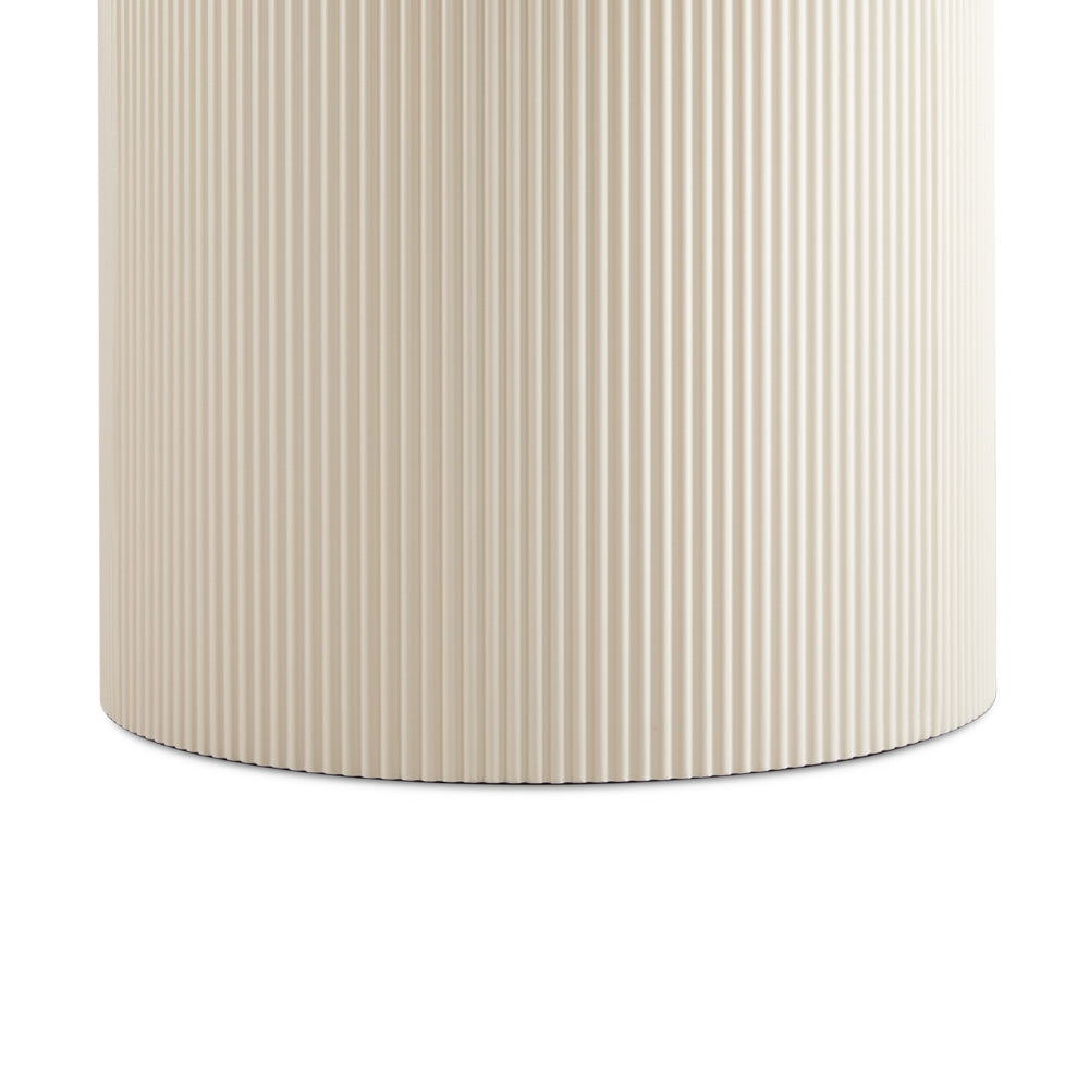 Harper Dining Table in White.